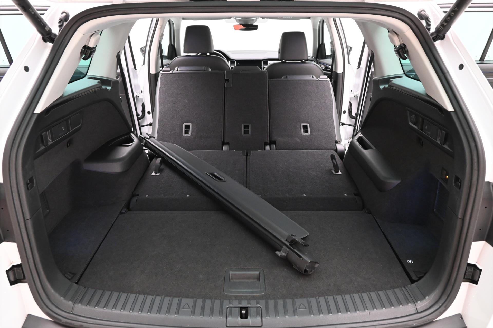 Hlavní fotografie vozu Škoda Kodiaq 2,0 TSI 140KW DSG L&K 4x4 7MÍST STYLE Záruka až 5 let (12)