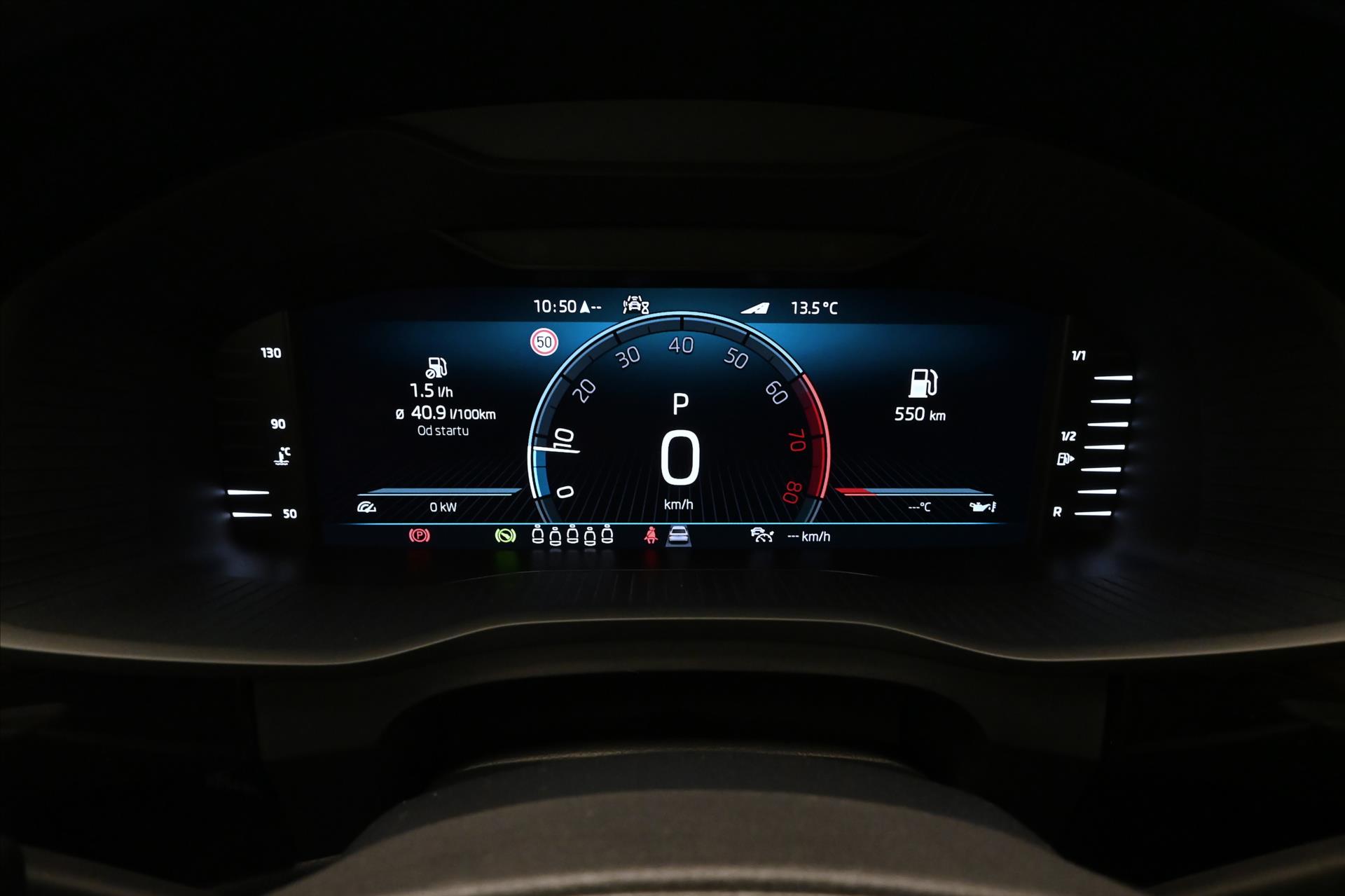Hlavní fotografie vozu Škoda Kodiaq 2,0 TSI 140KW DSG L&K 4x4 7MÍST STYLE Záruka až 5 let (17)