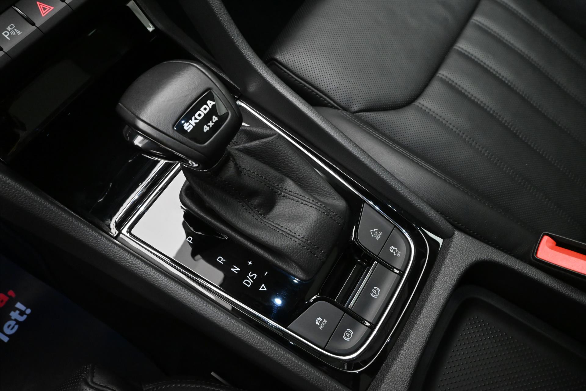Hlavní fotografie vozu Škoda Kodiaq 2,0 TSI 140KW DSG L&K 4x4 7MÍST STYLE Záruka až 5 let (24)