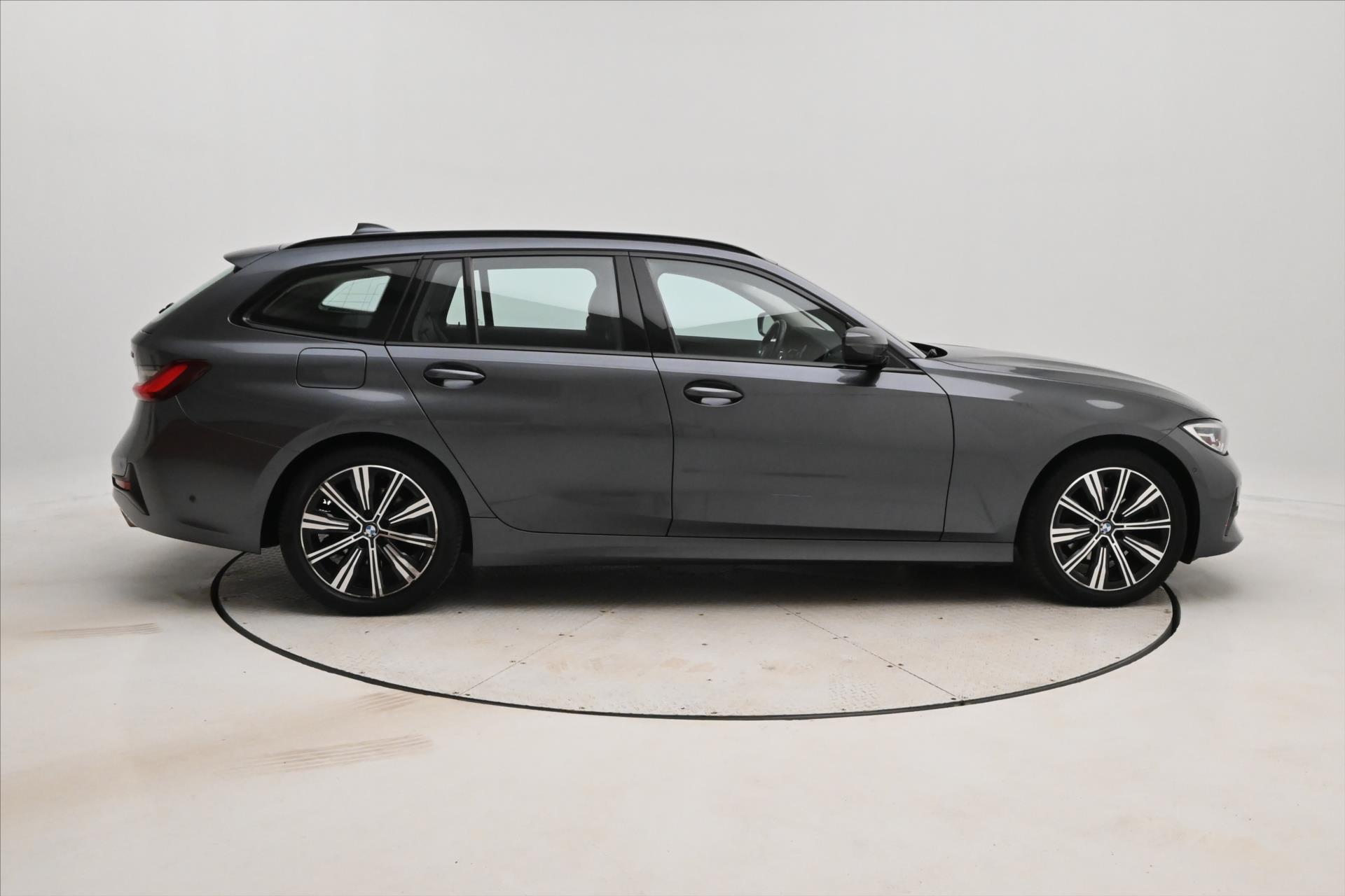Hlavní fotografie vozu BMW Řada 3 2,0 320d 140 kW STEPTRONIC Záruka až 5 let (4)