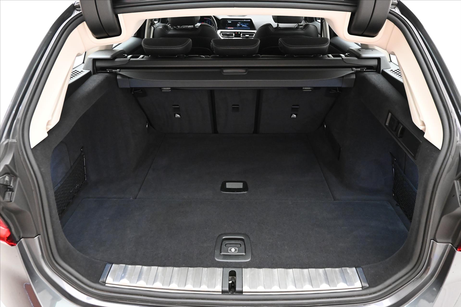 Hlavní fotografie vozu BMW Řada 3 2,0 320d 140kW STEPTRONIC Záruka až 5 let (11)