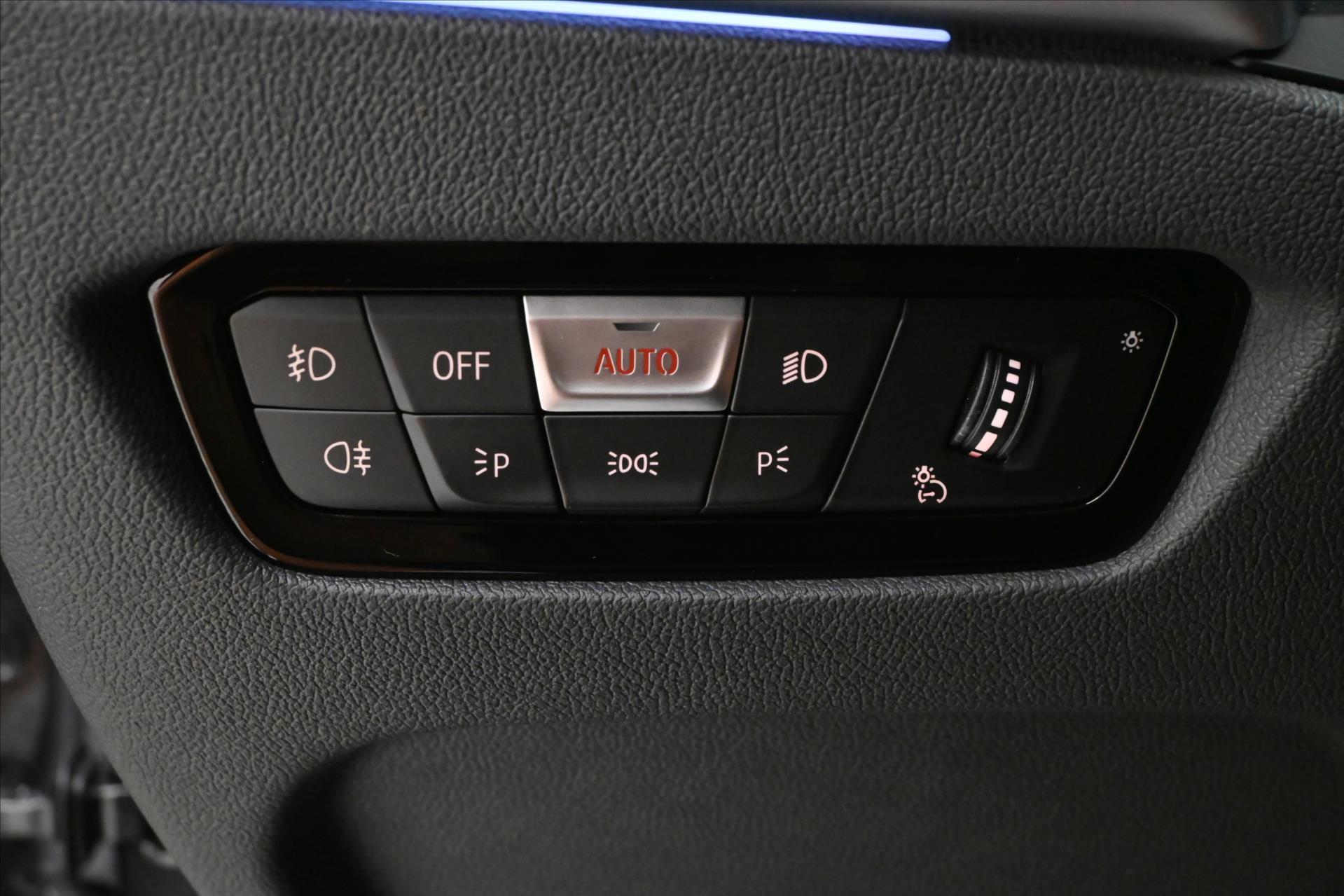 Hlavní fotografie vozu BMW Řada 3 2,0 320d 140kW STEPTRONIC Záruka až 5 let (27)