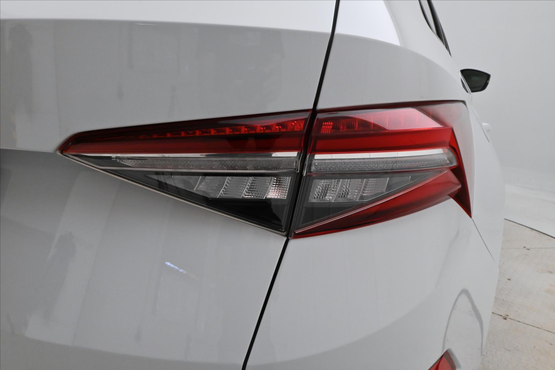 Hlavní fotografie vozu Škoda Kodiaq 1,5 TSI 110 kW DSG Ambition Záruka až 5 let (30)