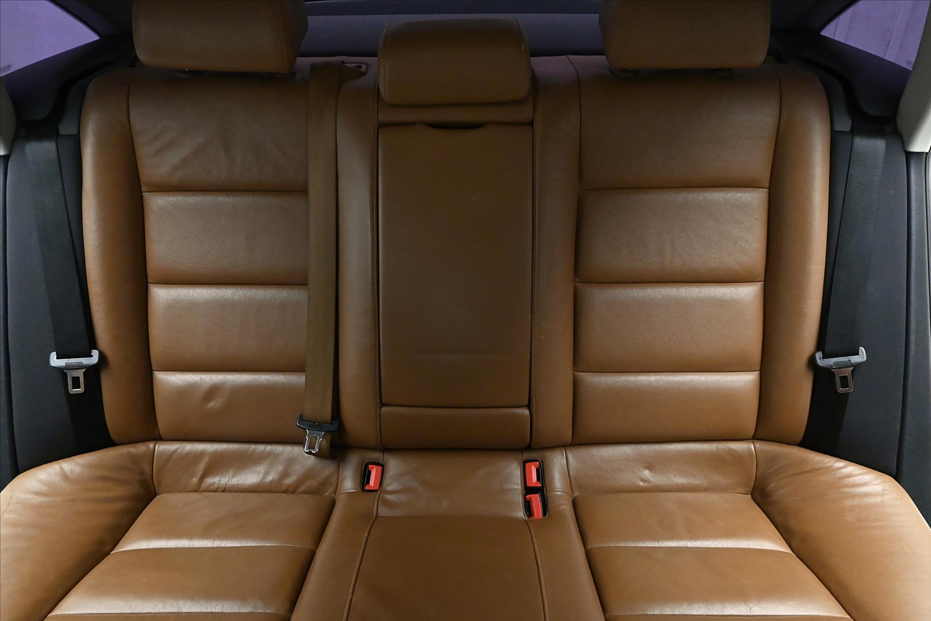 Hlavní fotografie vozu Audi A6 2,7 TDI 140 kW Navi Kůže Nová STK (26)