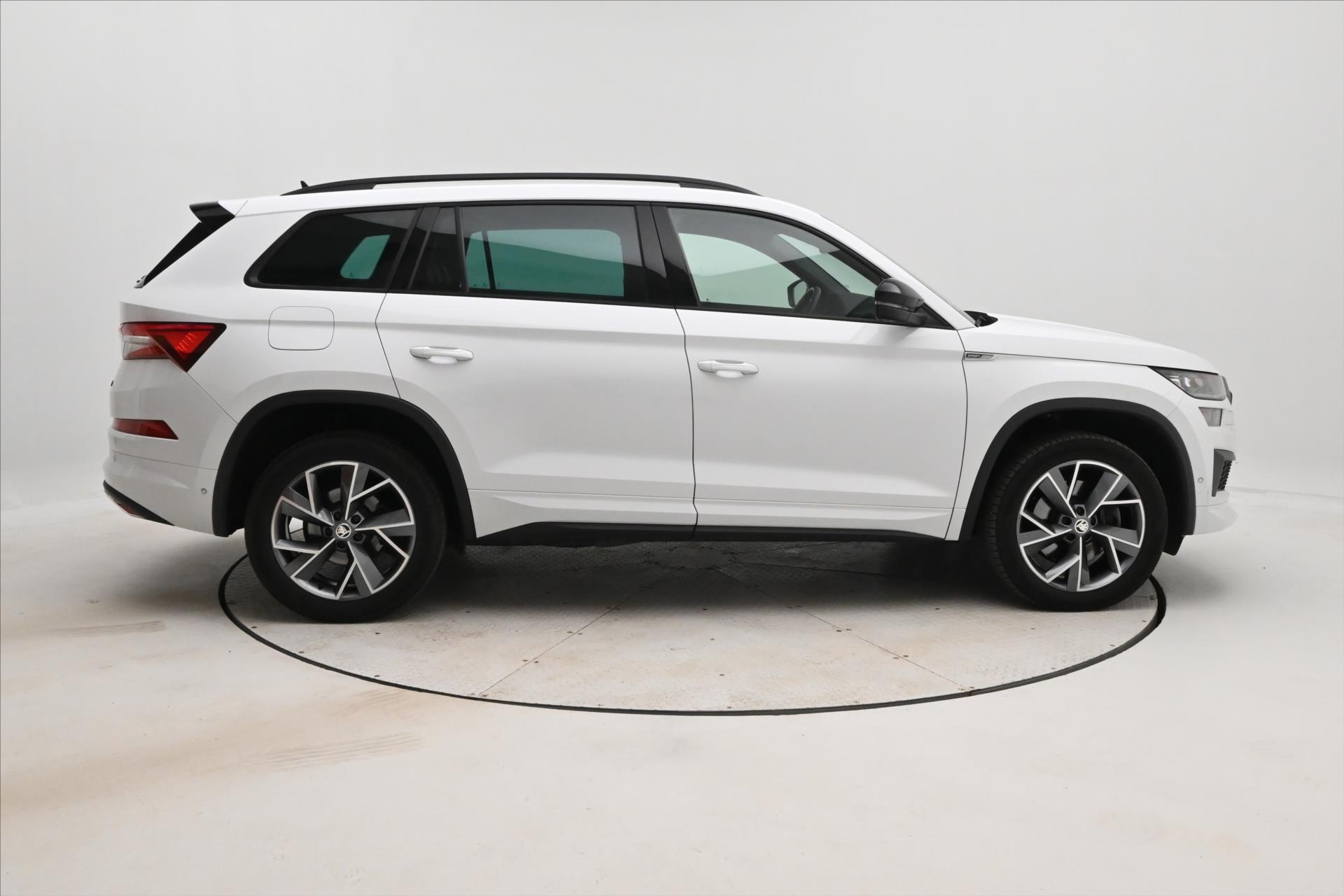 Hlavní fotografie vozu Škoda Kodiaq 2,0 TDI 147kW DSG Sportline Záruka až 5 let (4)