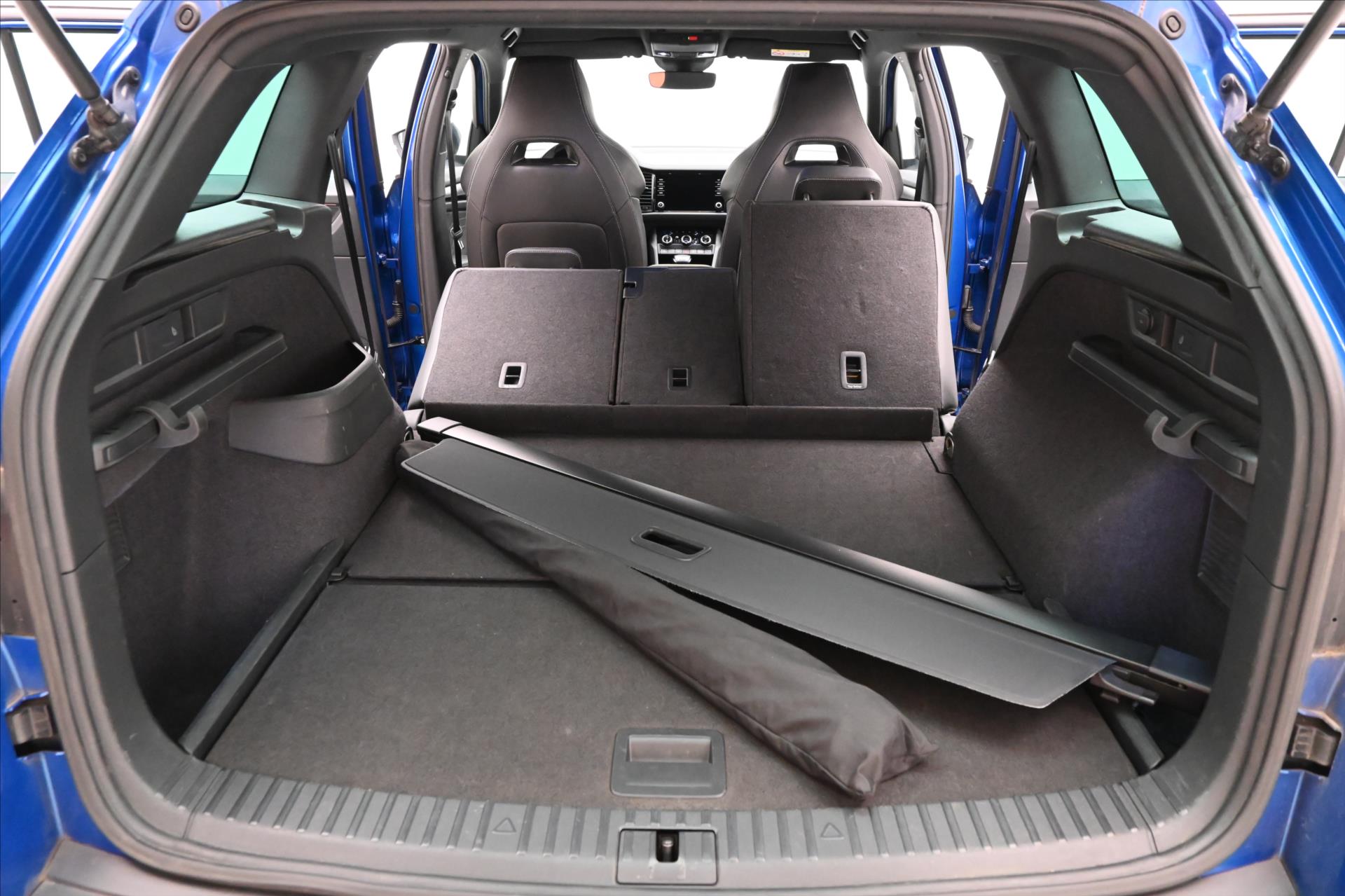 Hlavní fotografie vozu Škoda Kodiaq 2,0 TDI 147kW Sportline 4x4 Záruka až 5 let (10)