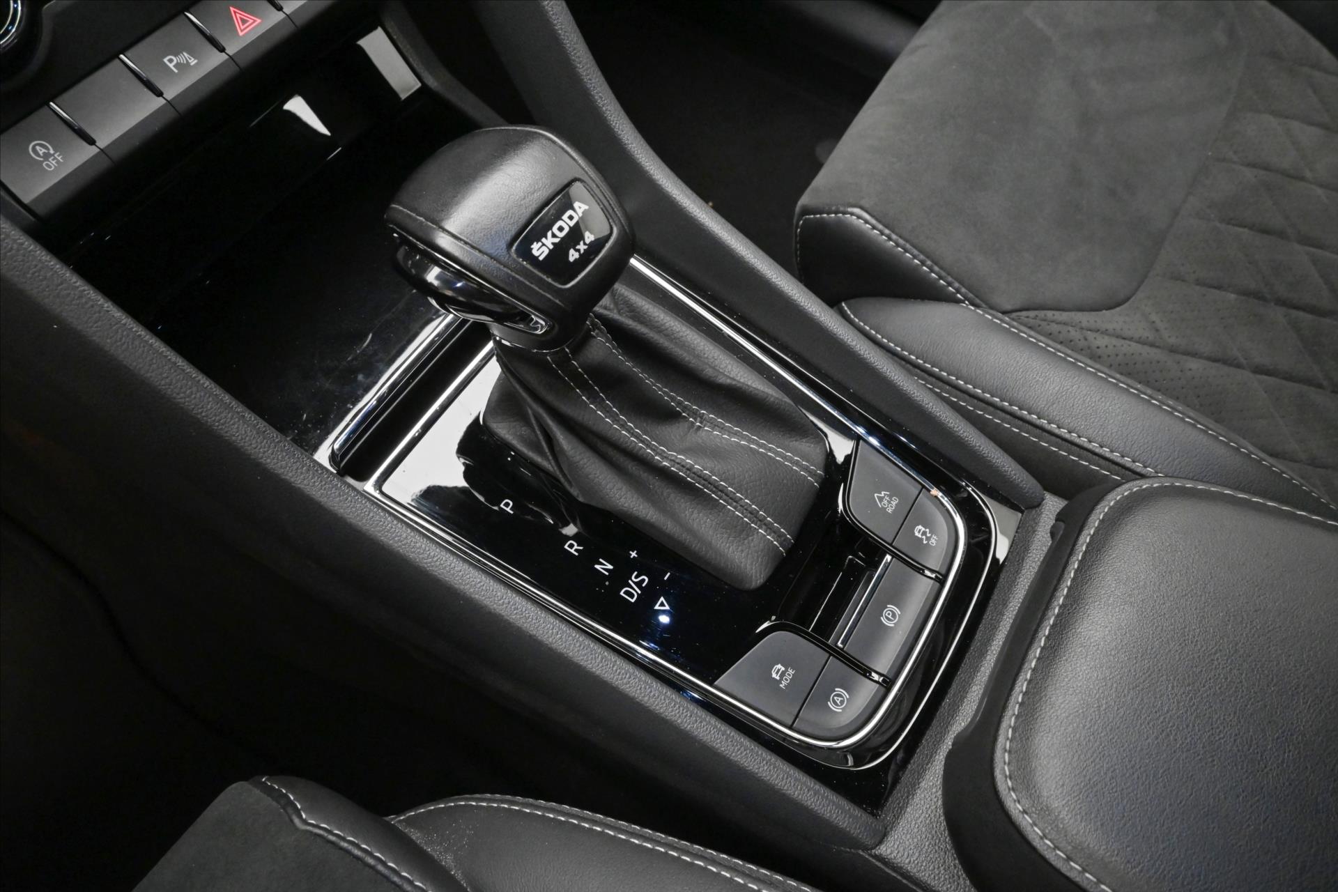 Hlavní fotografie vozu Škoda Kodiaq 2,0 TDI 147kW Sportline 4x4 Záruka až 5 let (18)