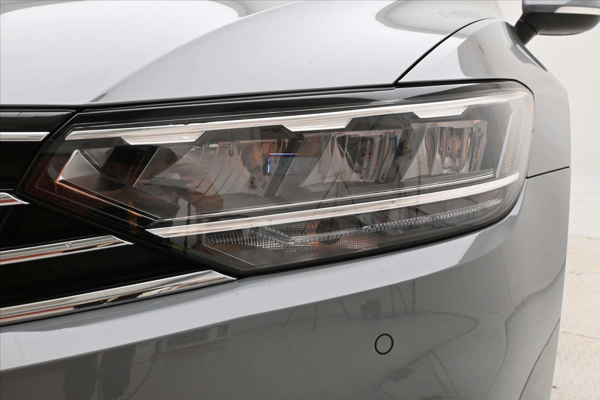 Hlavní fotografie vozu Volkswagen Passat 2,0 TDI 110kW DSG Business Záruka až 5 let (23)