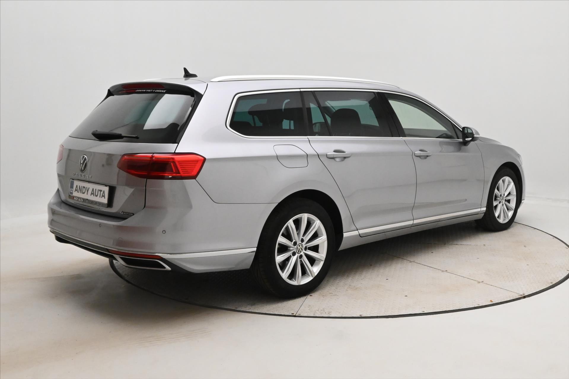 Hlavní fotografie vozu Volkswagen Passat 2,0 TDI 147kW DSG Elegance Záruka až 5 let (5)