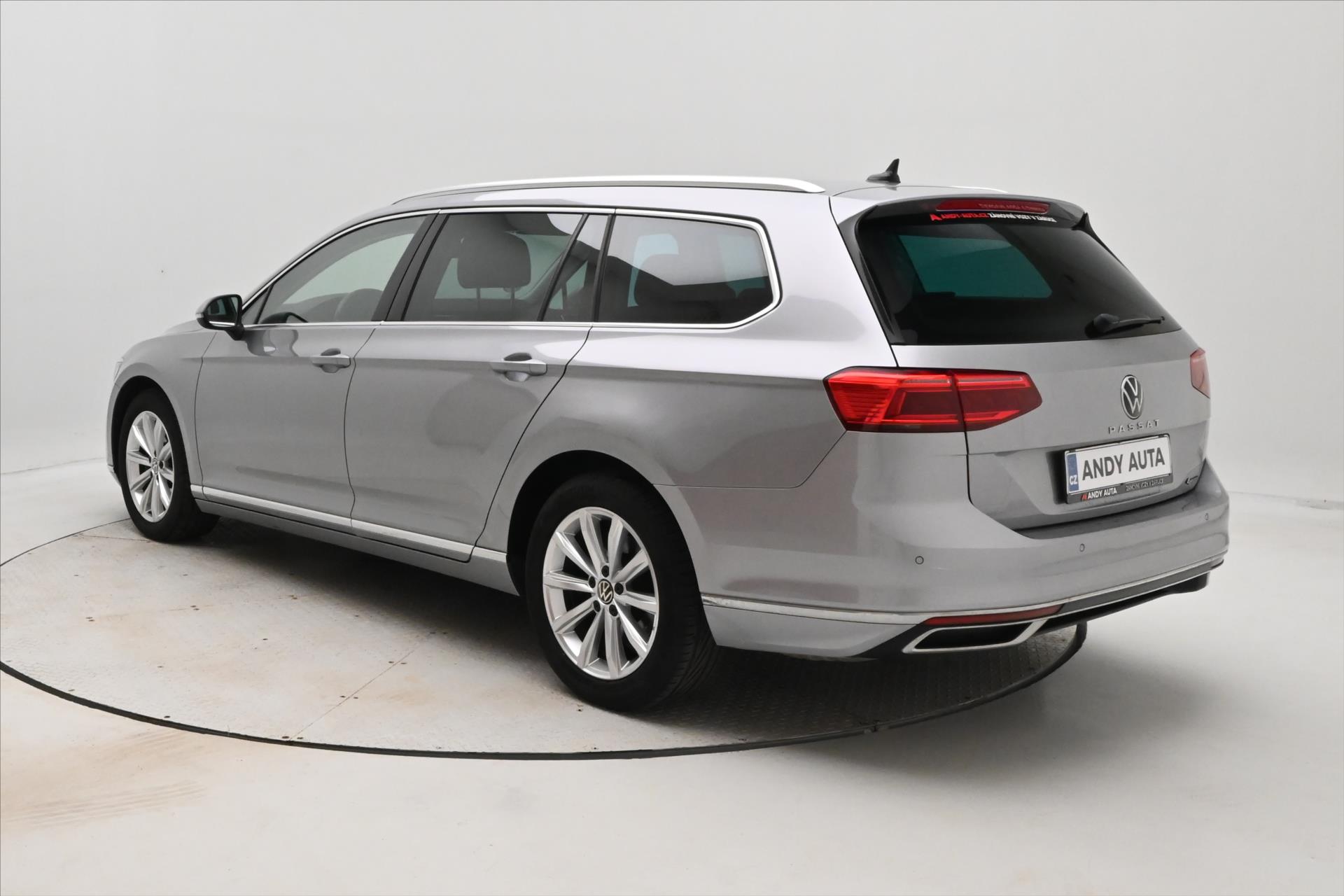 Hlavní fotografie vozu Volkswagen Passat 2,0 TDI 147kW DSG Elegance Záruka až 5 let (7)