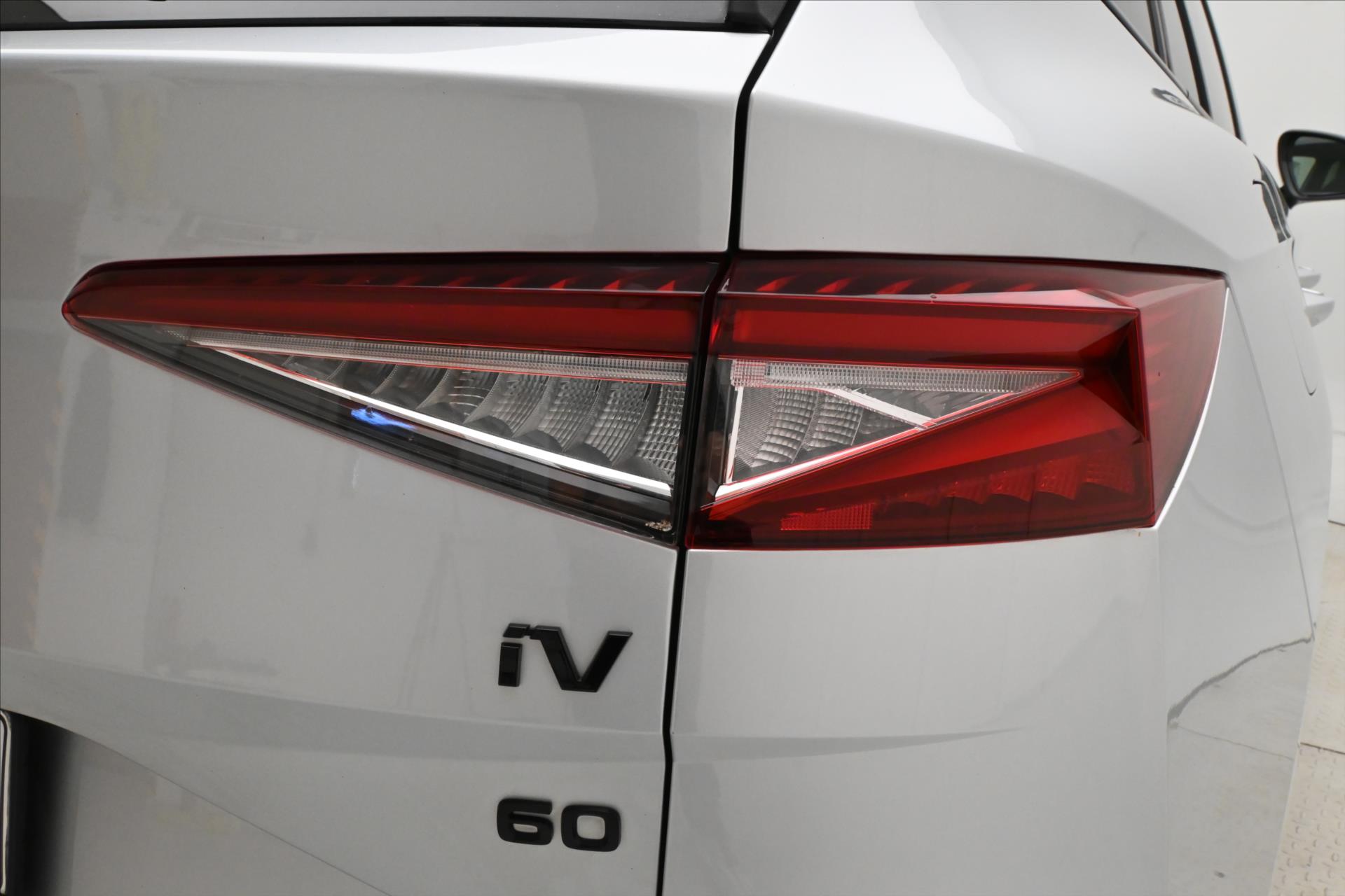 Hlavní fotografie vozu Škoda Enyaq iV BEV 60 132kW SportPlus Záruka až 3 roky (27)