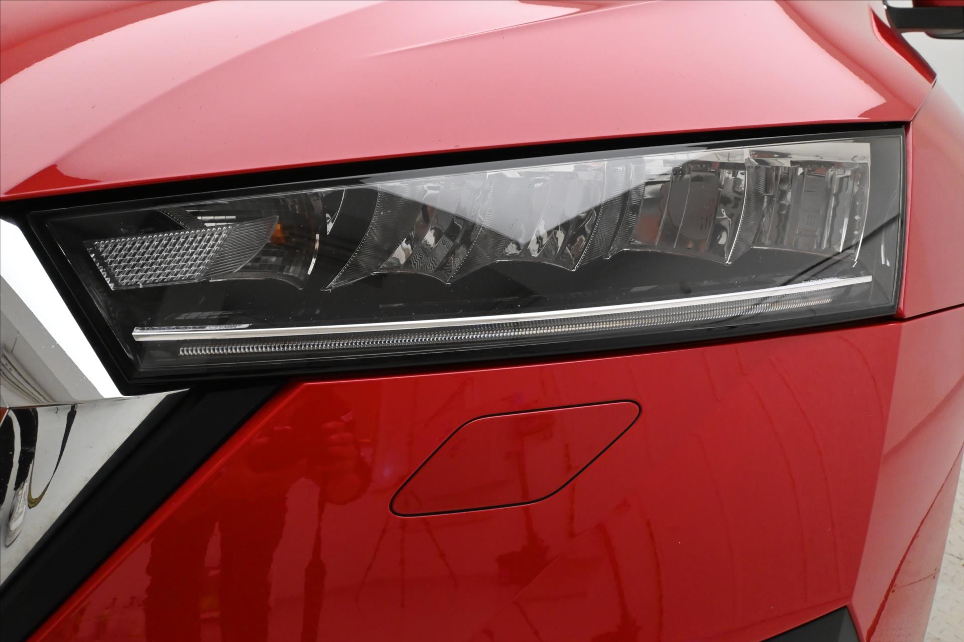 Hlavní fotografie vozu Škoda Octavia 1,0 TSI e-TEC 81kW DSG Style Záruka až 5 let (32)