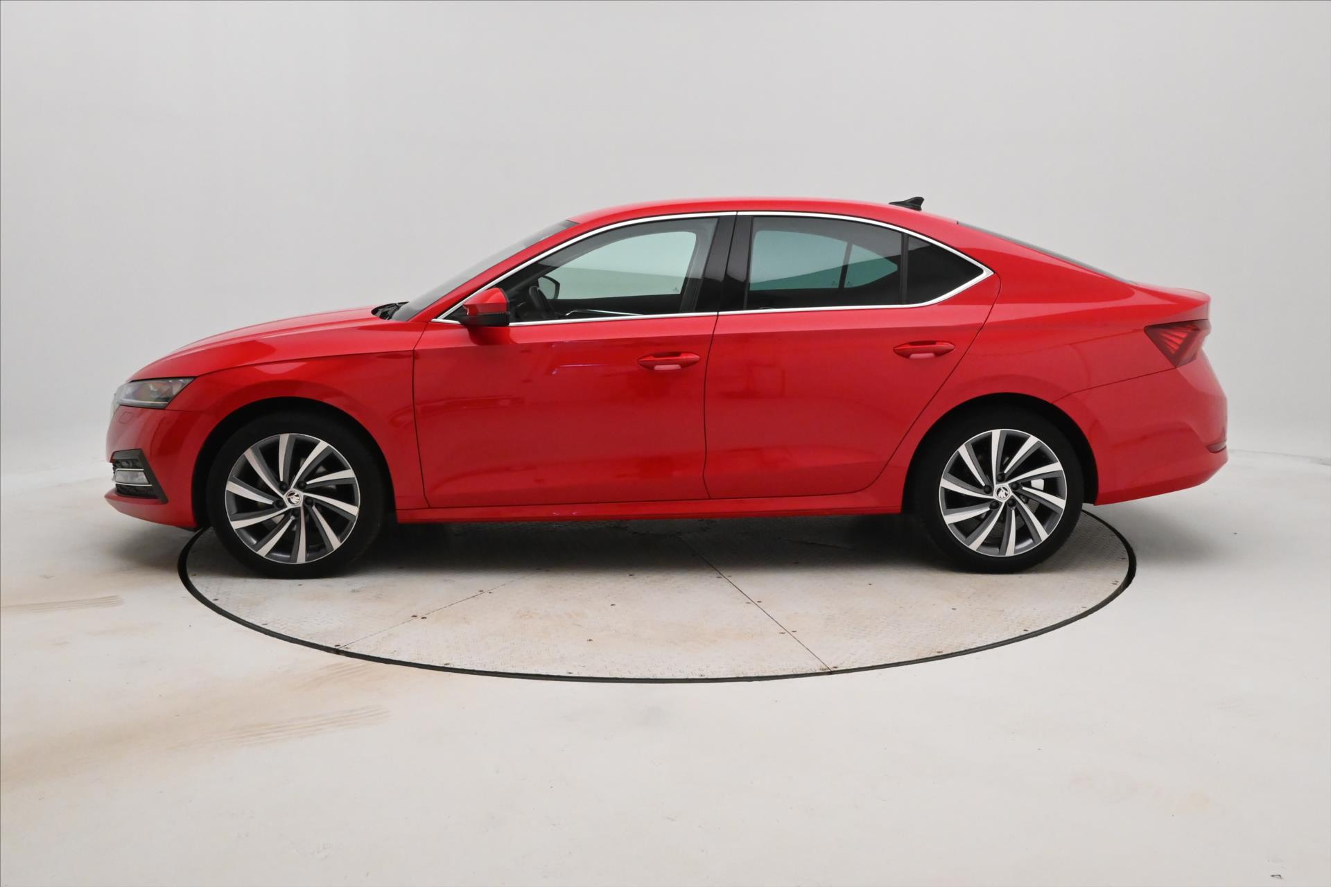 Hlavní fotografie vozu Škoda Octavia 1,0 TSI e-TEC 81kW DSG Style Záruka až 5 let (9)