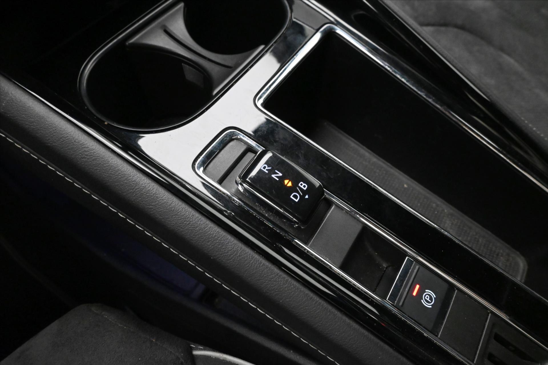 Hlavní fotografie vozu Škoda Enyaq iV 60 132kW Sportline SOH 91% Záruka až 3 roky (19)