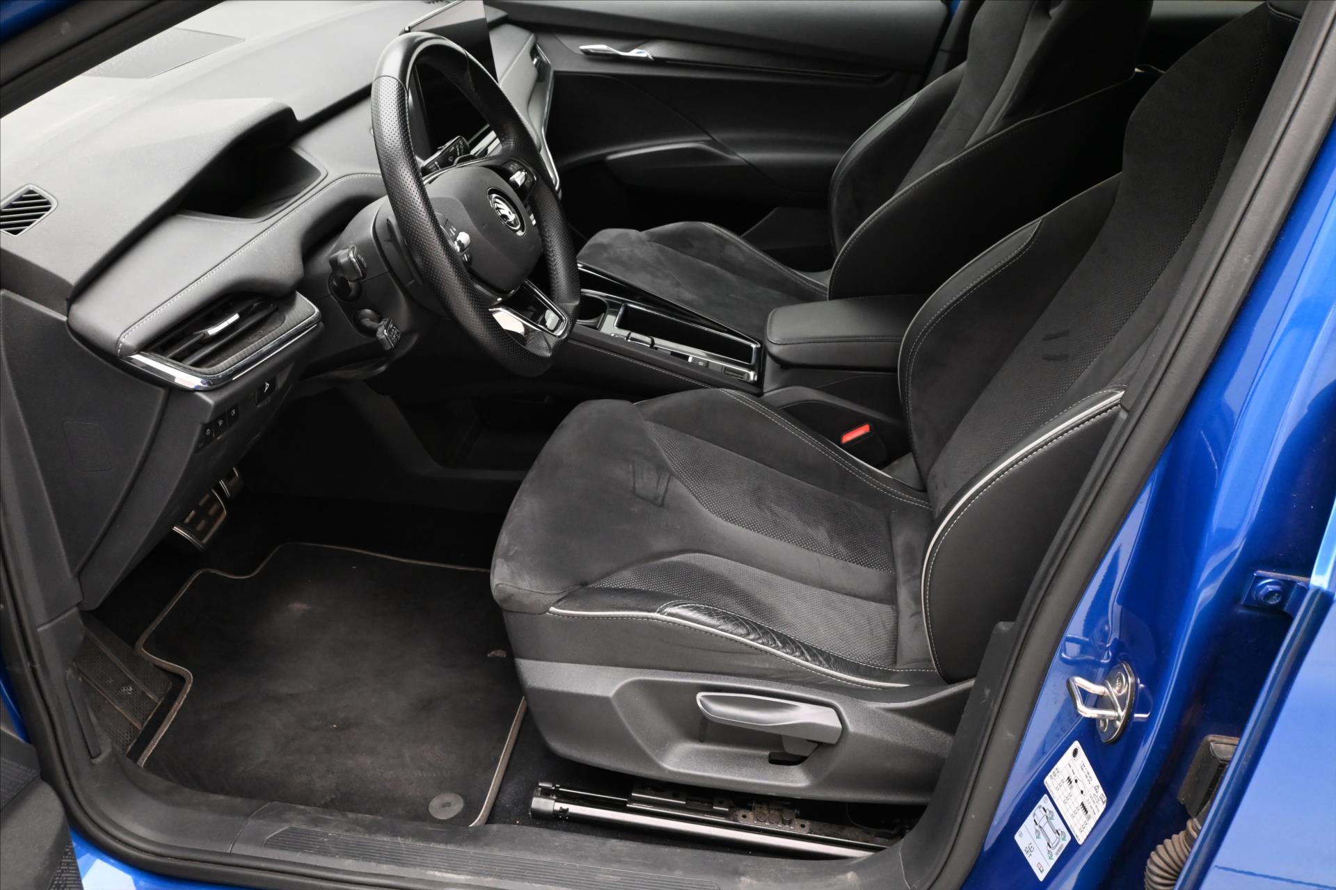 Hlavní fotografie vozu Škoda Enyaq iV 60 132kW Záruka až 3 roky (12)