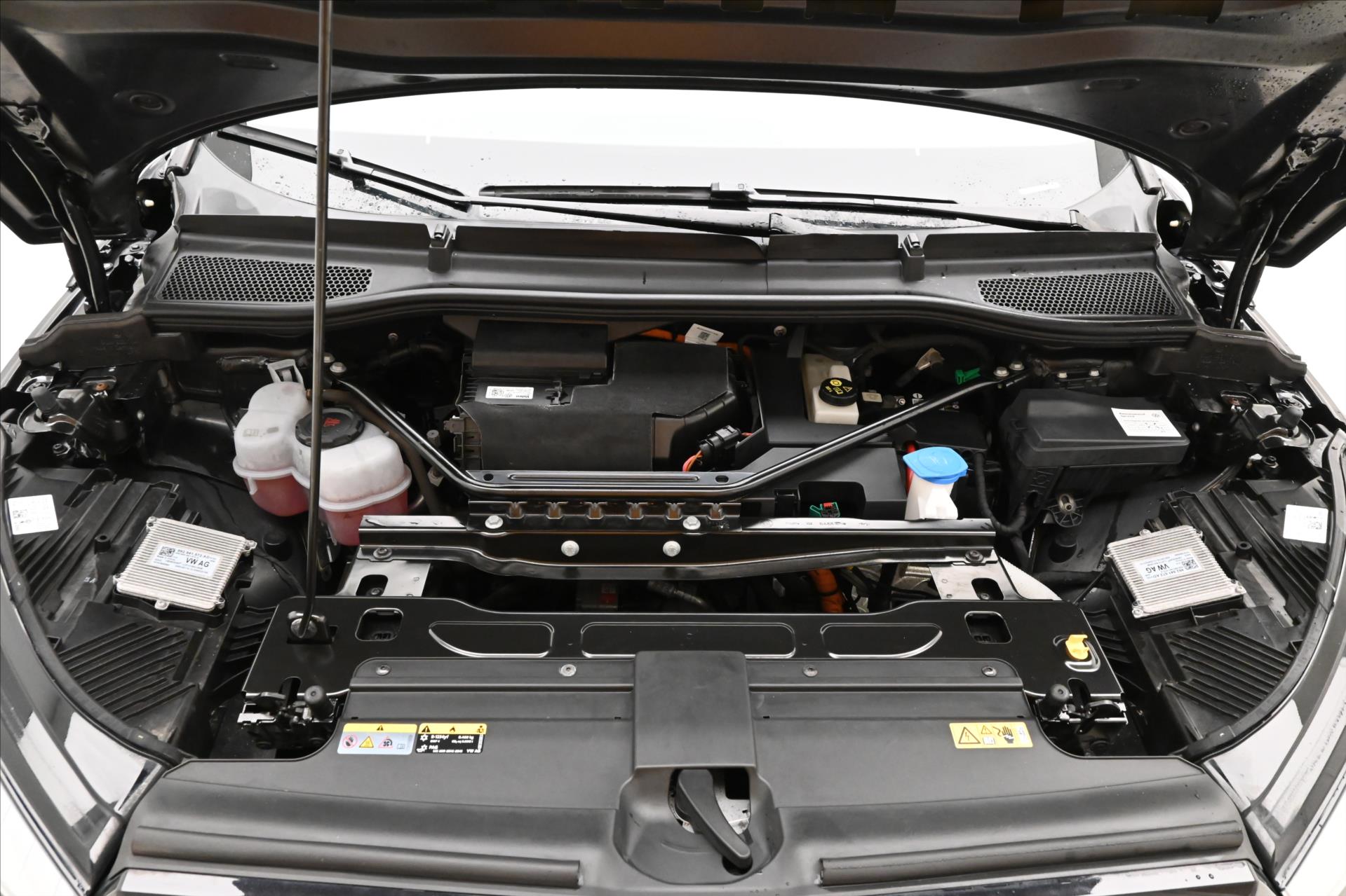 Hlavní fotografie vozu Škoda Enyaq iV60 132 kW SportLINE Záruka až 3 roky (9)