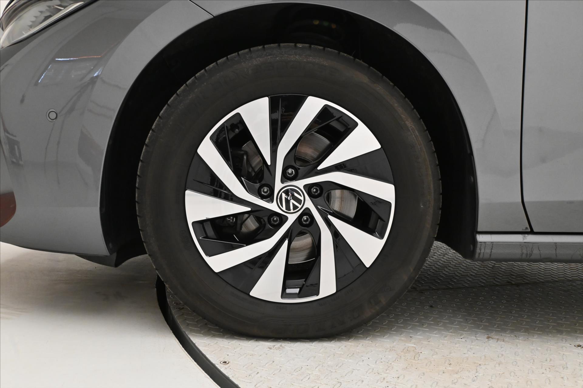 Hlavní fotografie vozu Volkswagen Passat 2,0 TDI 110 kW DSG Business Záruka až 5 let (33)