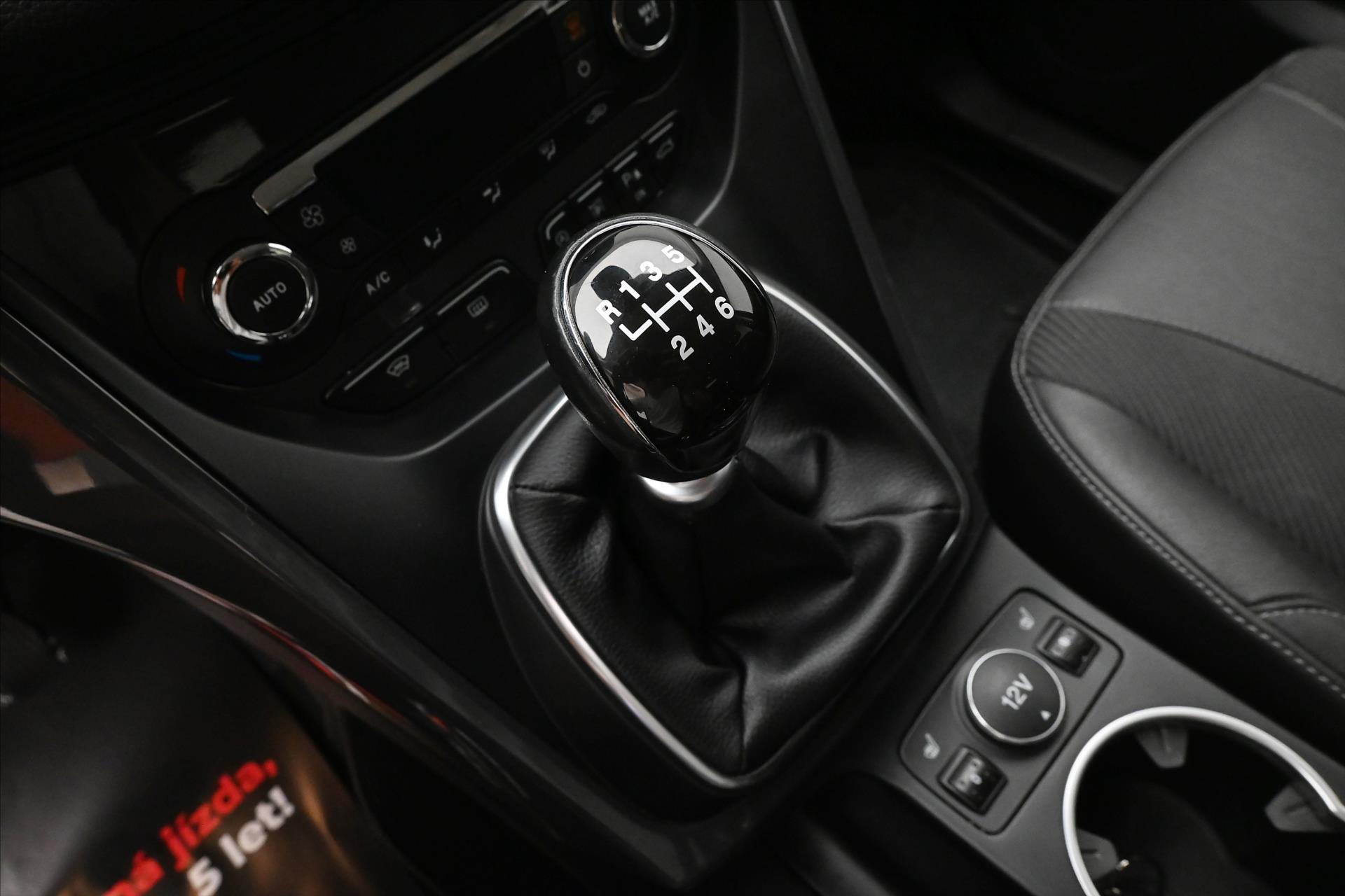 Hlavní fotografie vozu Ford Kuga 2,0 TDCi 110kW Tažné Záruka až 5 let (21)