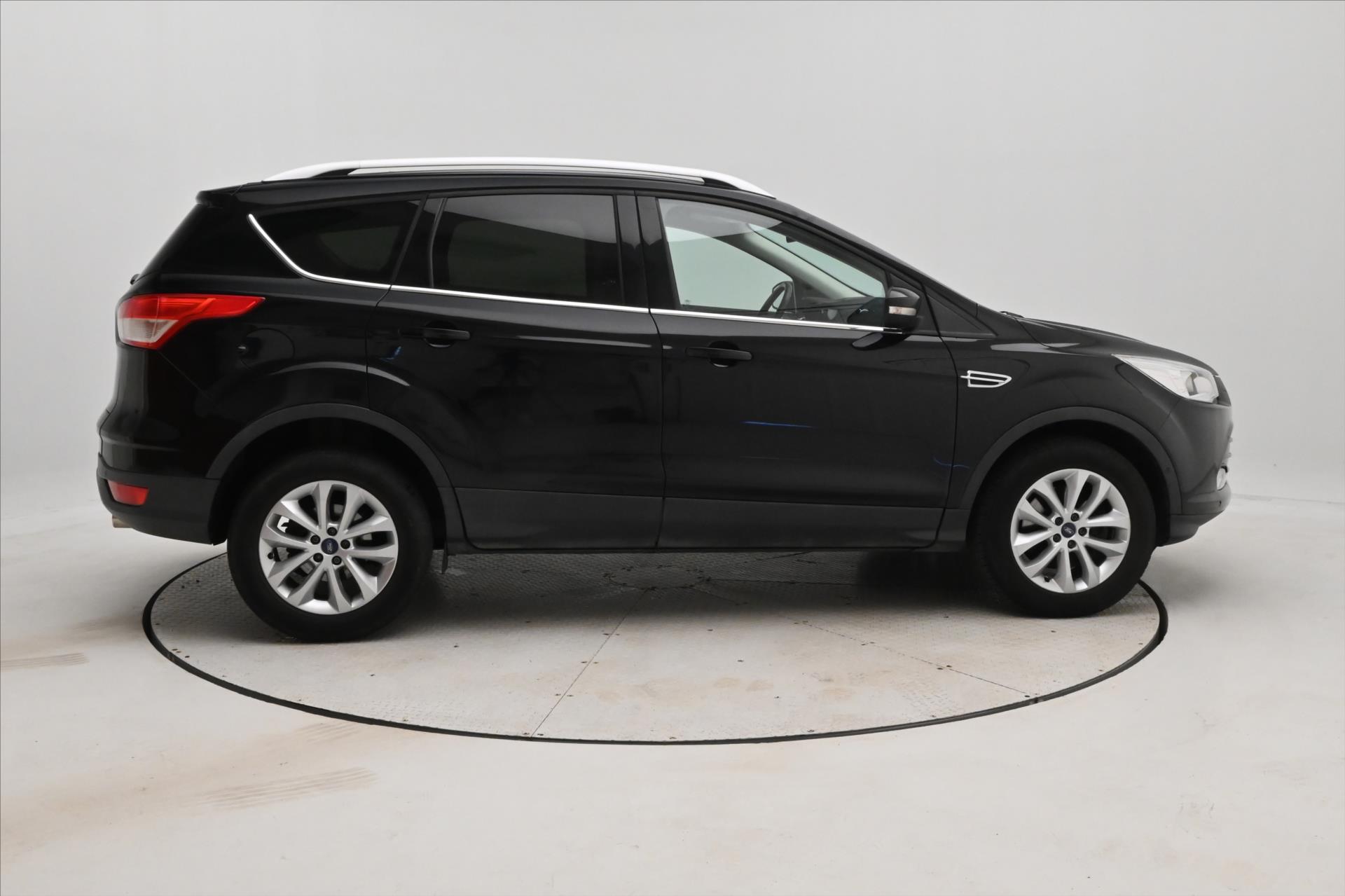 Hlavní fotografie vozu Ford Kuga 2,0 TDCi 110kW Tažné Záruka až 5 let (4)