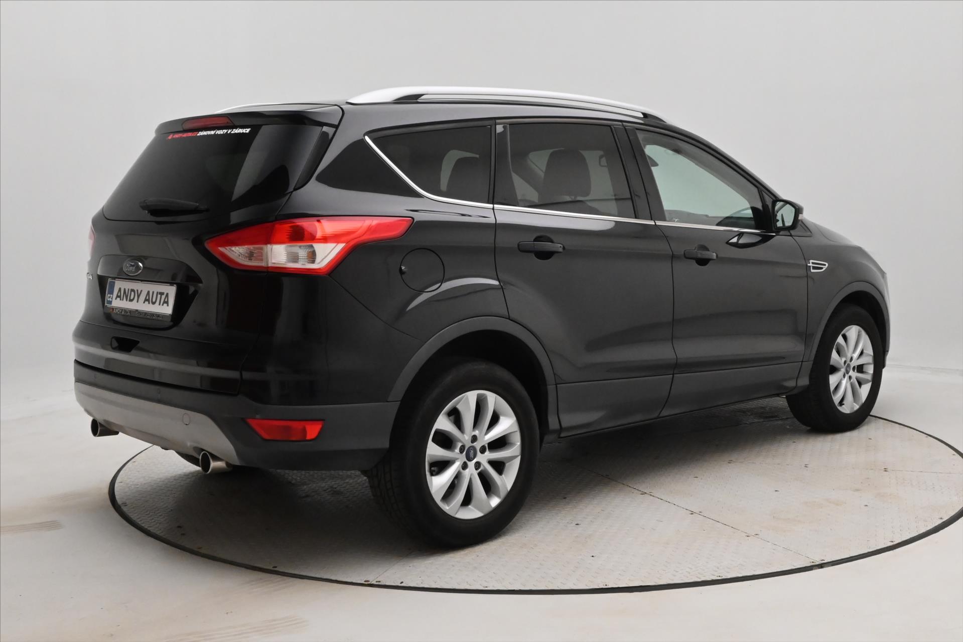 Hlavní fotografie vozu Ford Kuga 2,0 TDCi 110kW Tažné Záruka až 5 let (5)