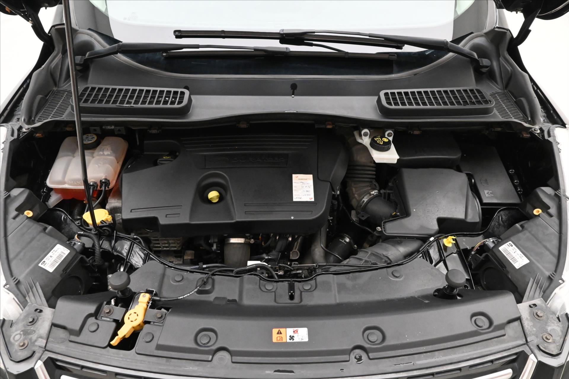 Hlavní fotografie vozu Ford Kuga 2,0 TDCi 110kW Tažné Záruka až 5 let (9)