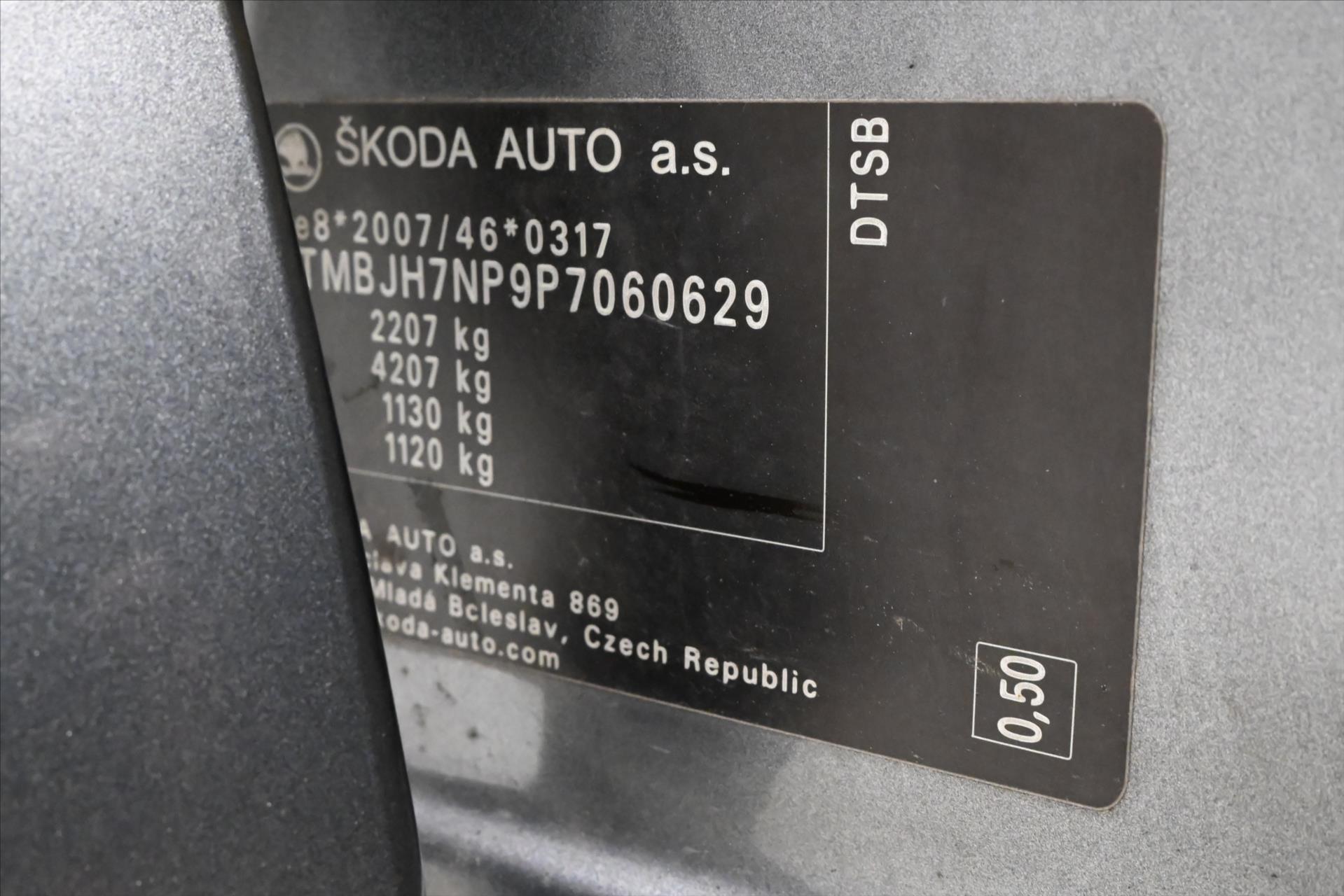 Hlavní fotografie vozu Škoda Superb 2,0 TDI 110kW DSG Style Záruka až 5 let (11)