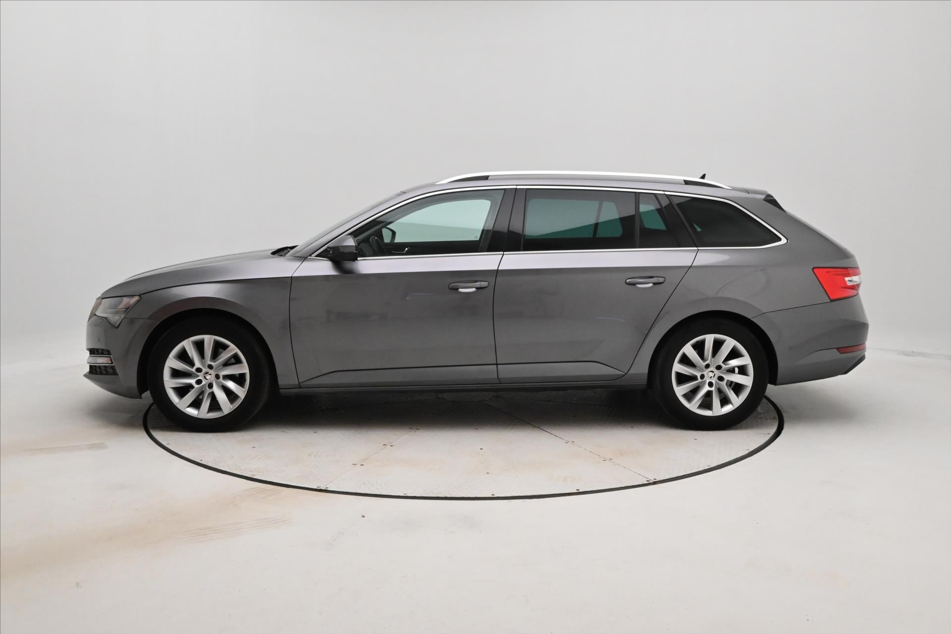 Hlavní fotografie vozu Škoda Superb 2,0 TDI 110kW DSG Style Záruka až 5 let (8)