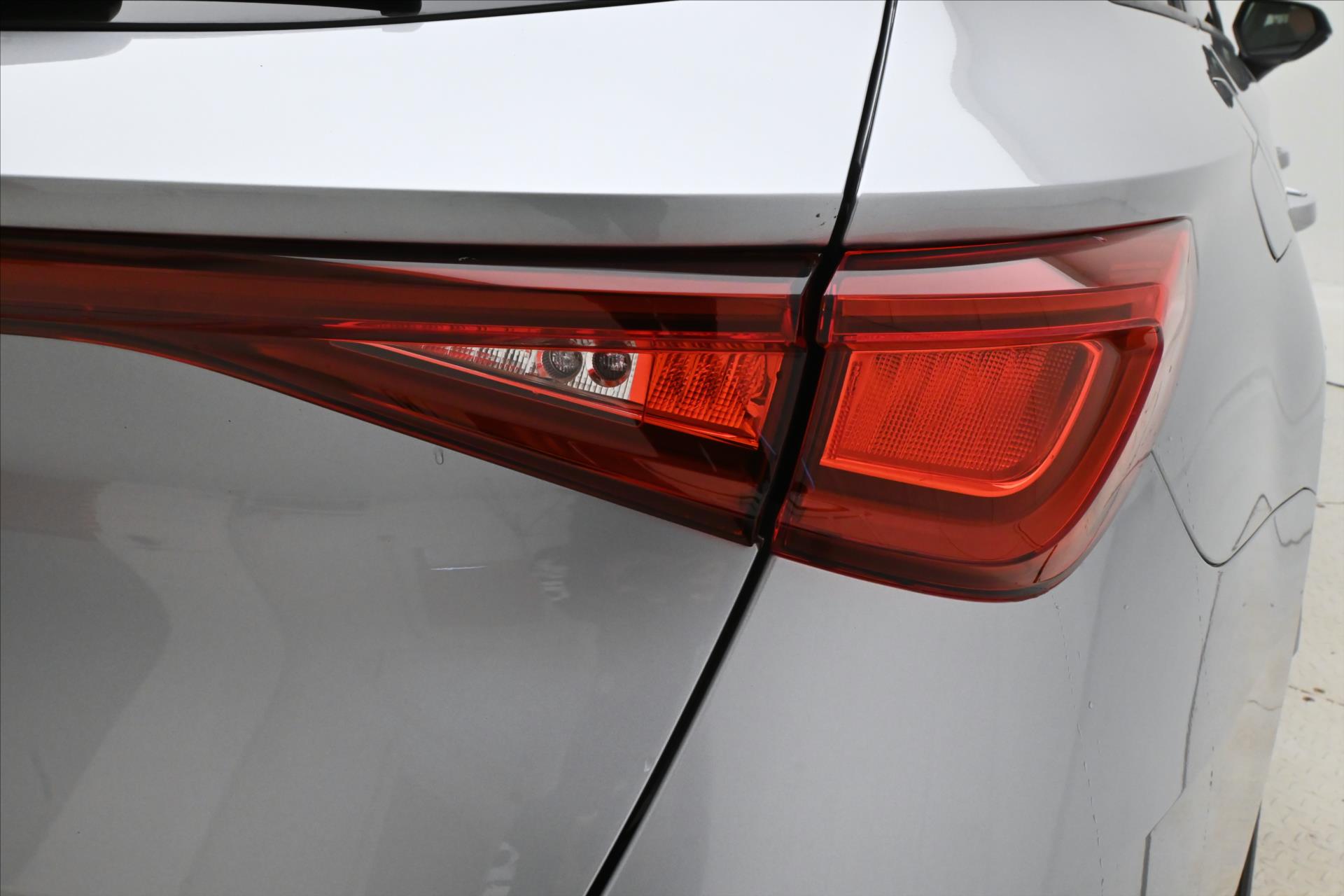 Hlavní fotografie vozu Seat Leon 2,0 TDI 110 kW STYLE Záruka až 5 let (30)