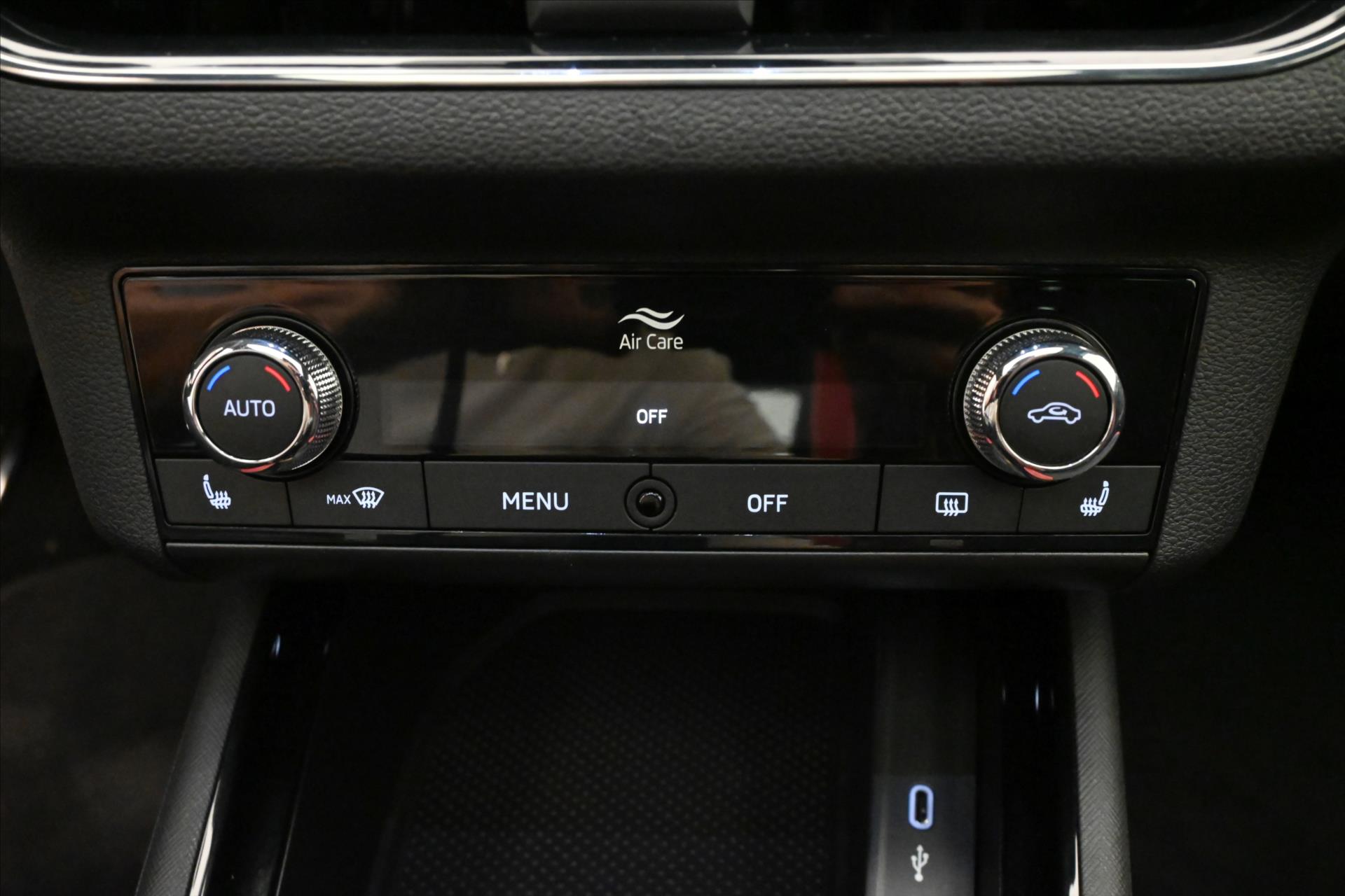 Hlavní fotografie vozu Škoda Kamiq 1,0 TSI 81kW MONTE CARLO Záruka až 5 let (17)