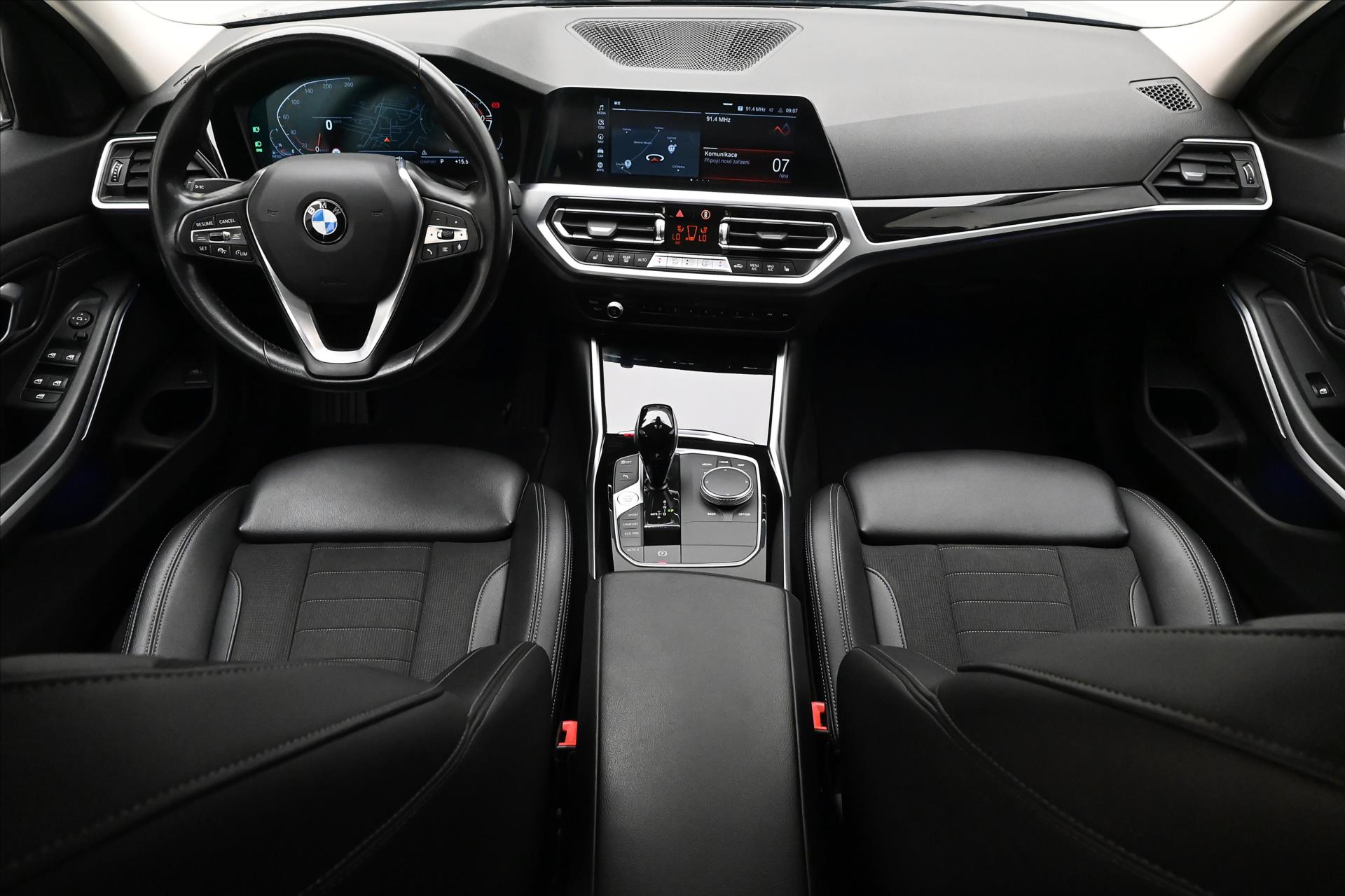 Hlavní fotografie vozu BMW Řada 3 2,0 320d 140 kW SportTouring Steptronic Záruka až 5 le (16)