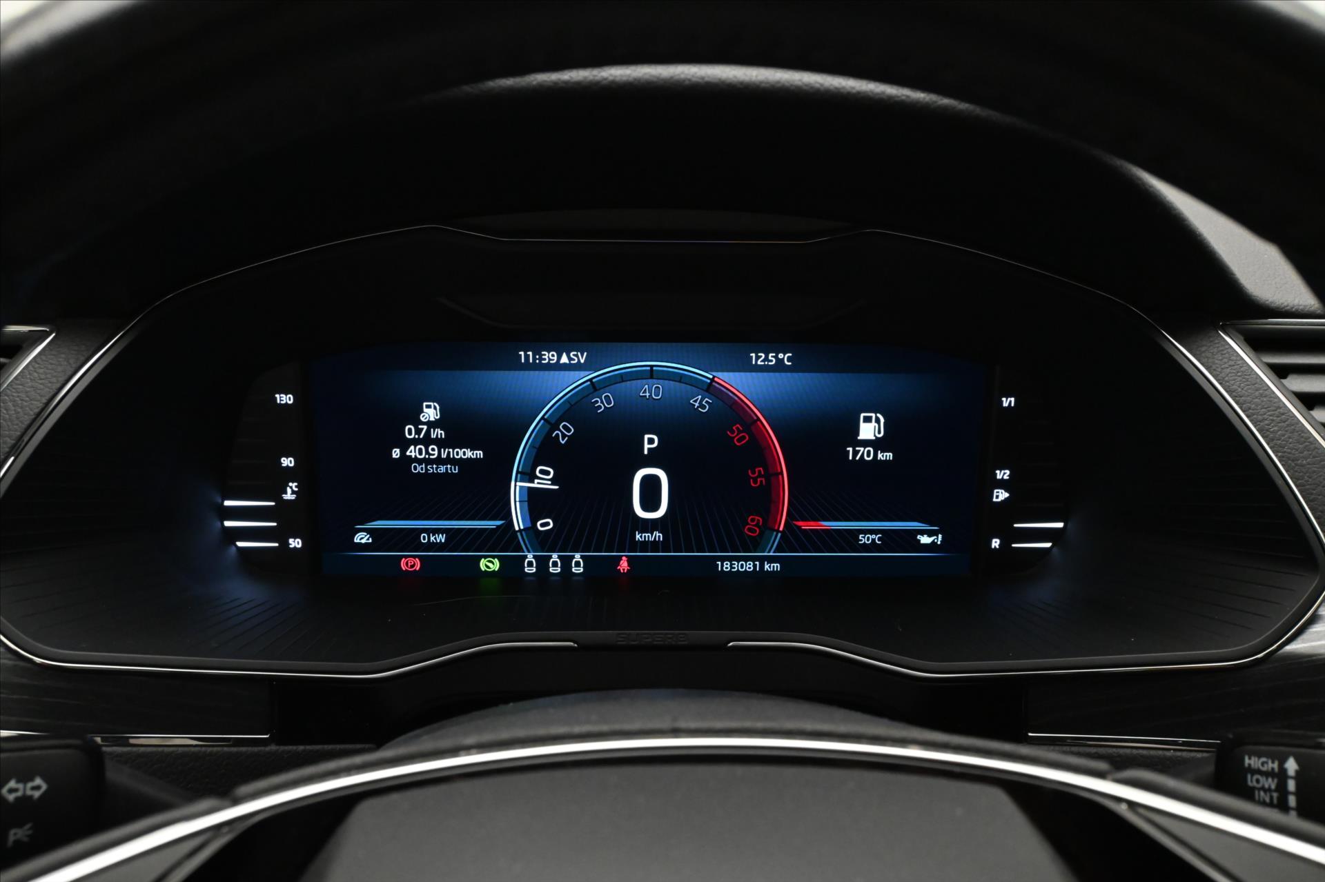 Hlavní fotografie vozu Škoda Superb 2,0 TDI 110kW DSG Style Záruka až 5 let (13)