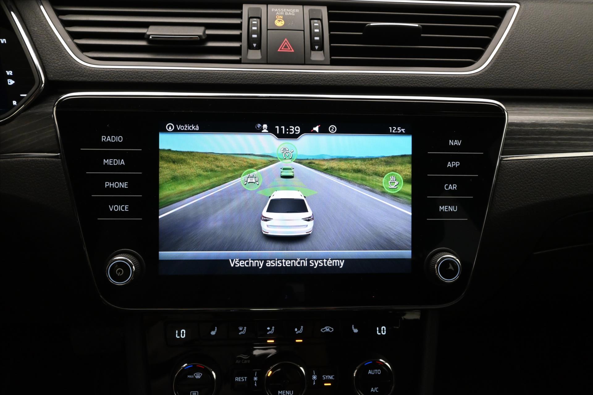 Hlavní fotografie vozu Škoda Superb 2,0 TDI 110kW DSG Style Záruka až 5 let (16)