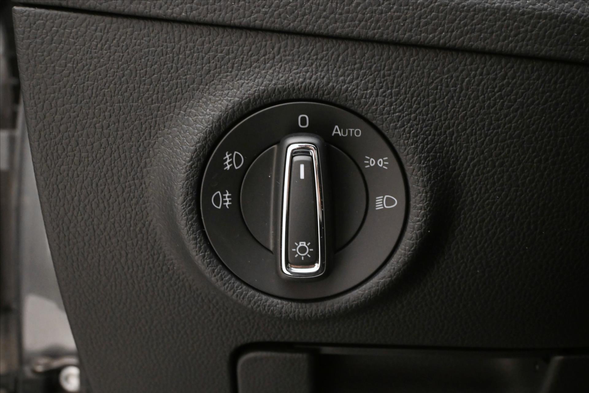 Hlavní fotografie vozu Škoda Superb 2,0 TDI 110kW DSG Style Záruka až 5 let (21)