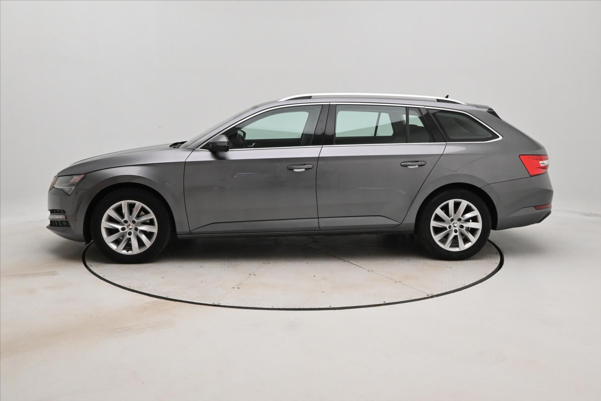 Hlavní fotografie vozu Škoda Superb 2,0 TDI 110kW DSG Style Záruka až 5 let (8)