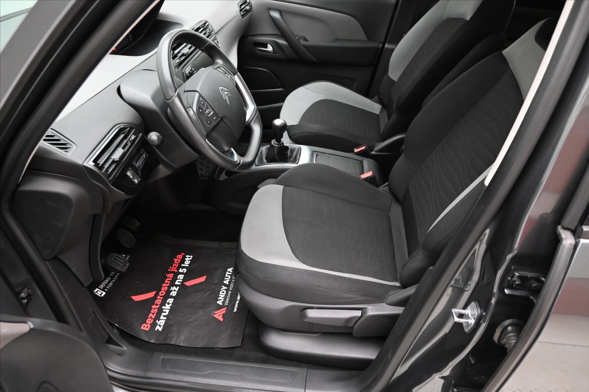 Hlavní fotografie vozu Citroën Grand C4 Picasso 2,0 HDI 110 kW 7 míst MANUÁL Záruka až 5 let (12)