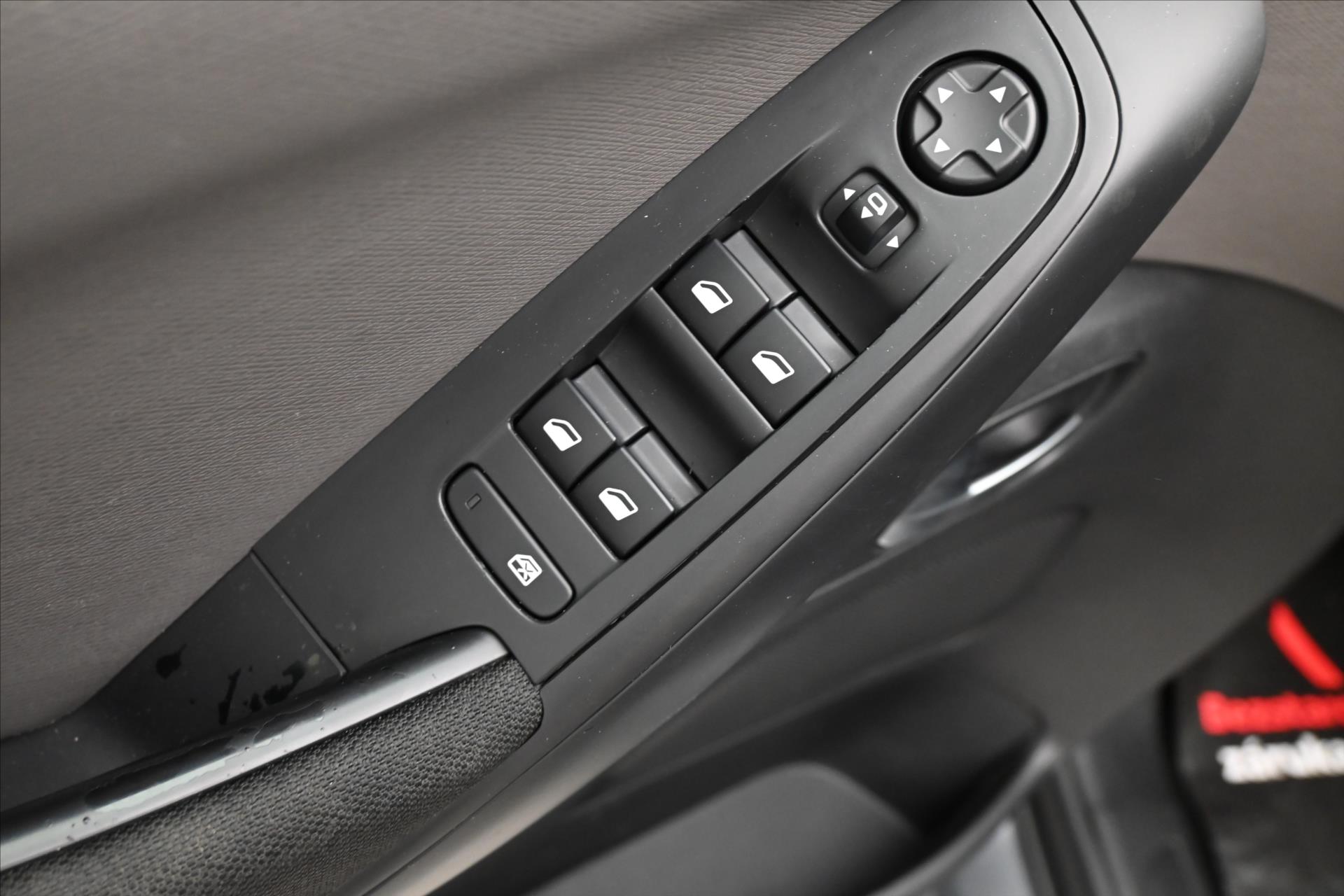 Hlavní fotografie vozu Citroën Grand C4 Picasso 2,0 HDI 110 kW 7 míst MANUÁL Záruka až 5 let (21)