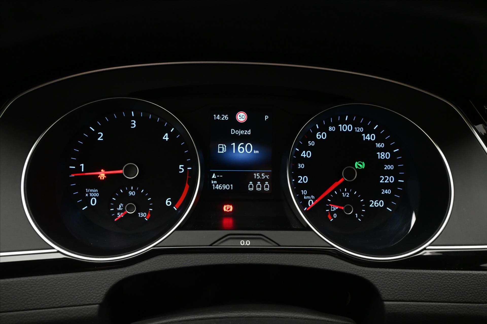 Hlavní fotografie vozu Volkswagen Passat 2,0 TDI 110kW DSG Business Záruka až 5 let (14)