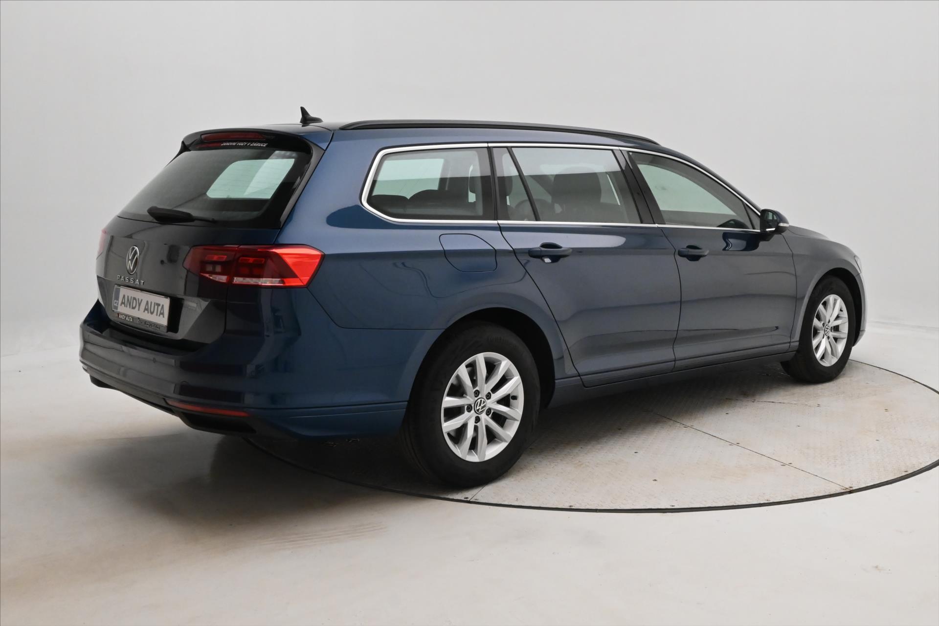Hlavní fotografie vozu Volkswagen Passat 2,0 TDI 110kW DSG Business Záruka až 5 let (5)