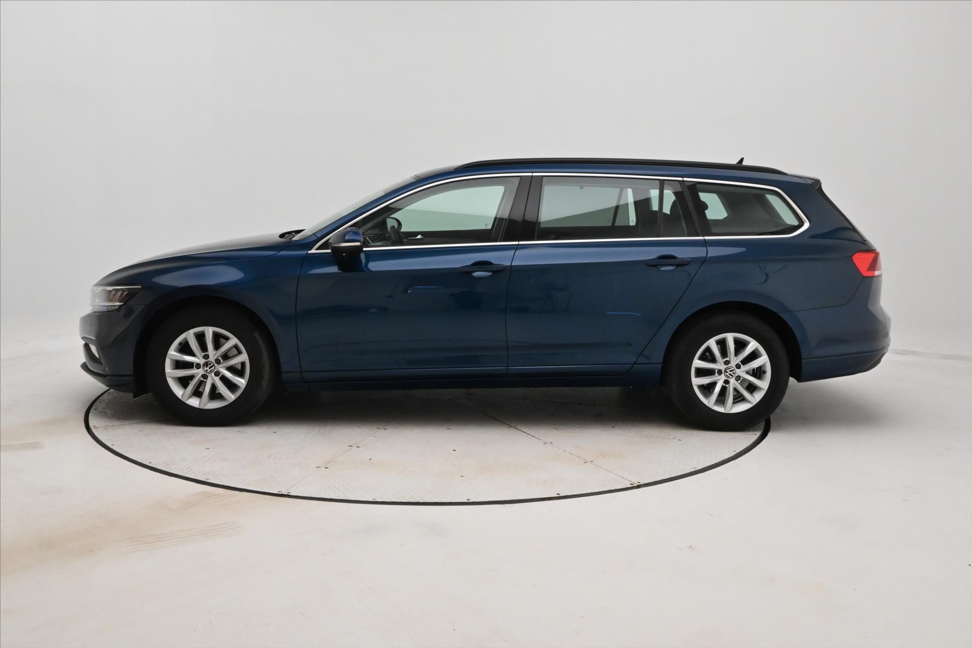 Hlavní fotografie vozu Volkswagen Passat 2,0 TDI 110kW DSG Business Záruka až 5 let (8)