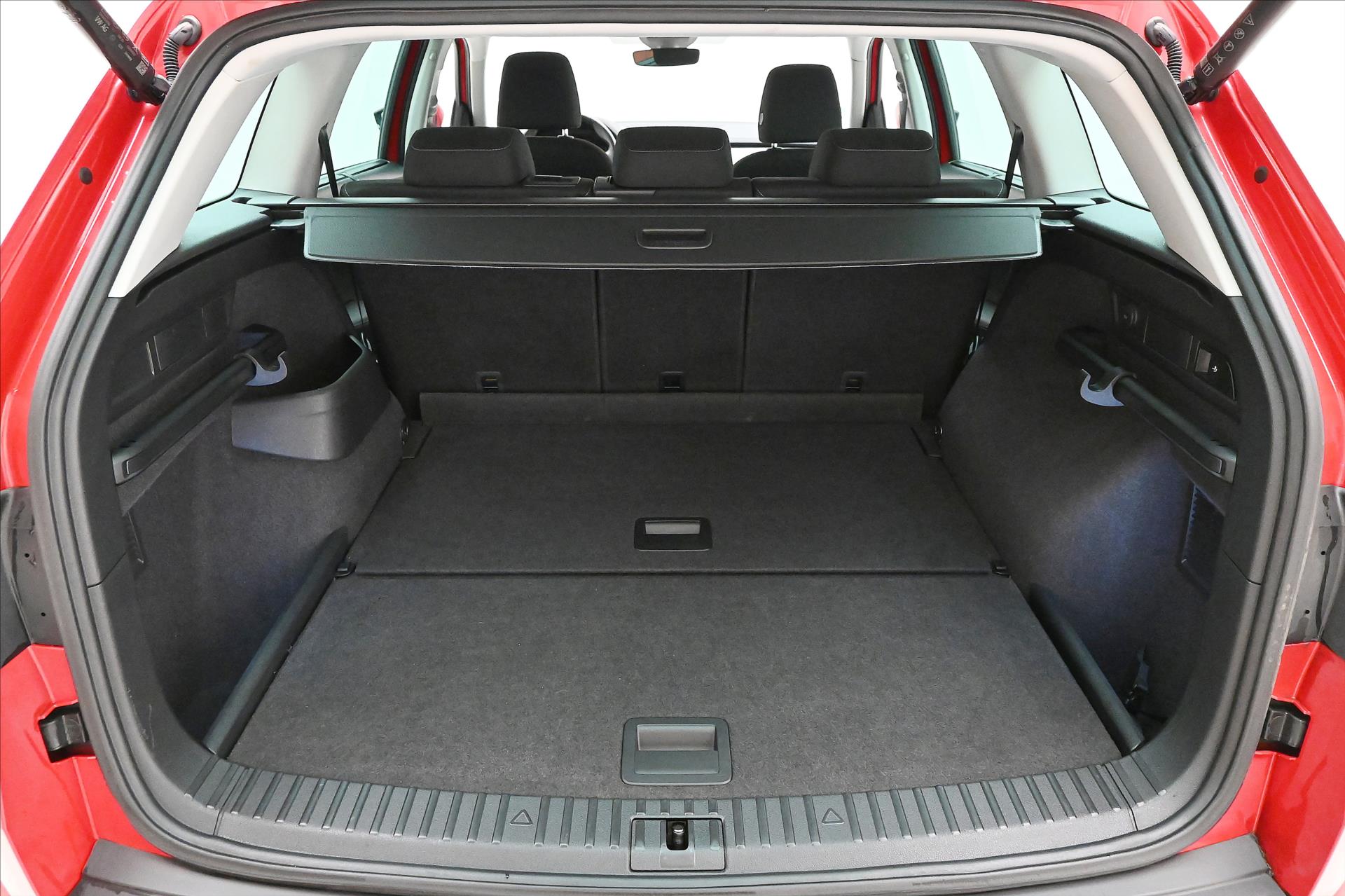 Hlavní fotografie vozu Škoda Kodiaq 2,0 TDI 147 KW DSG 4X4 TAŽNÉ Záruka až 5 let (10)