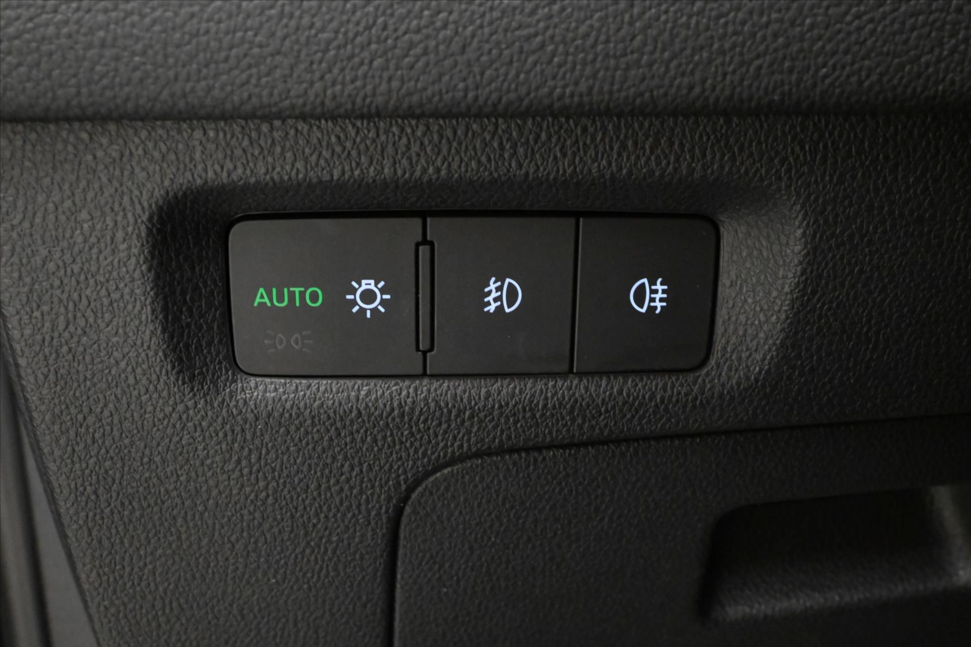 Hlavní fotografie vozu Škoda Octavia 2,0 TDI 110kW LED Matrix Navi Záruka až 5 let (23)