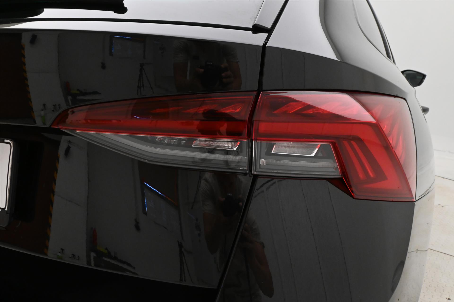 Hlavní fotografie vozu Škoda Octavia 2,0 TDI 110kW LED Matrix Navi Záruka až 5 let (25)