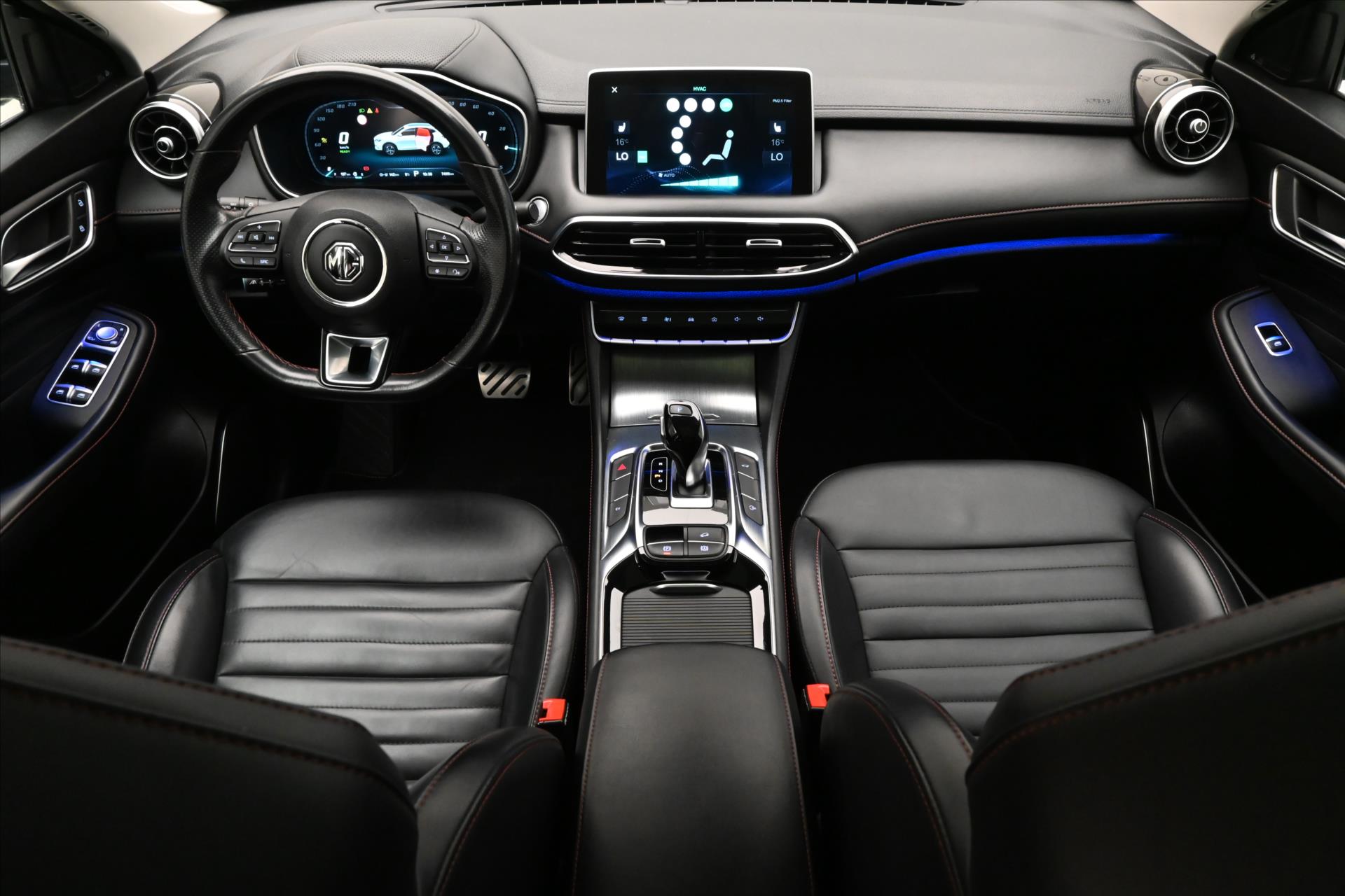 Hlavní fotografie vozu MG eHS 1,5 TGI PHEV 119 kW ELEGANCE Záruka až 5 let (15)