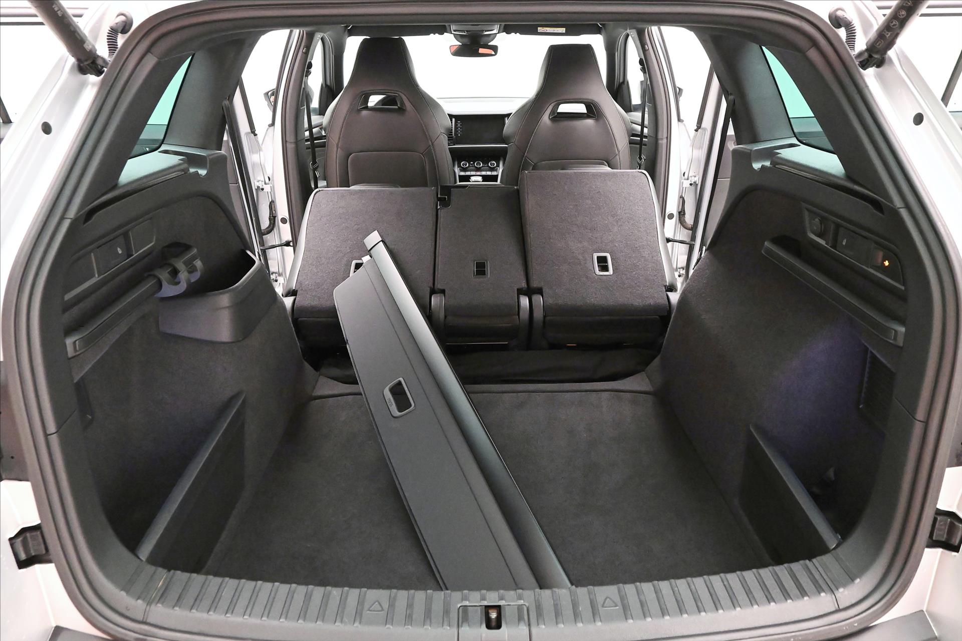 Hlavní fotografie vozu Škoda Kodiaq 2,0 TDI 147 kW DSG 4x4 Sportline Záruka až 5 let (11)
