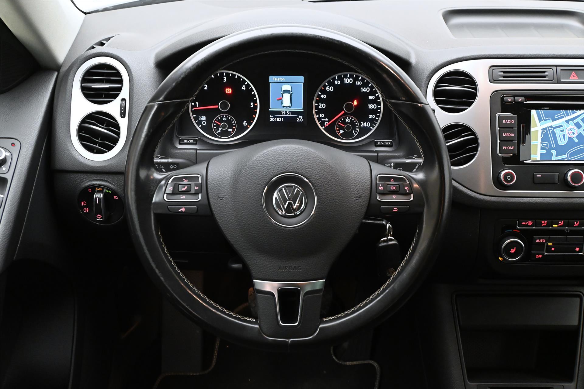 Hlavní fotografie vozu Volkswagen Tiguan 2,0 TDI 103kW 4x4 Manuál Záruka až 5 let (18)