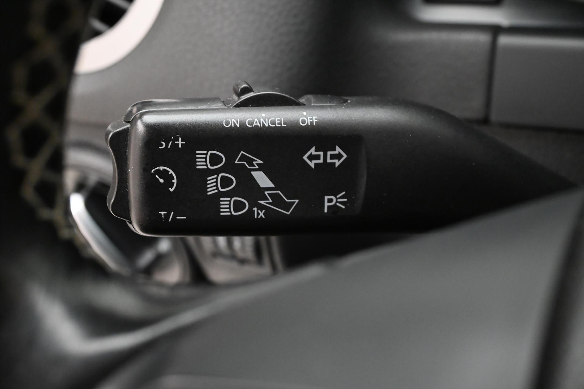 Hlavní fotografie vozu Volkswagen Tiguan 2,0 TDI 103kW 4x4 Manuál Záruka až 5 let (23)