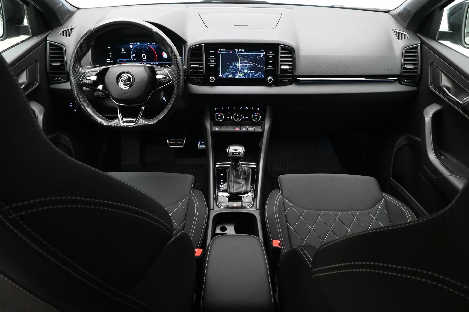 Hlavní fotografie vozu Škoda Karoq 2,0 TDI 110kW DSG 4x4 Sportline Záruka až 5 let (15)