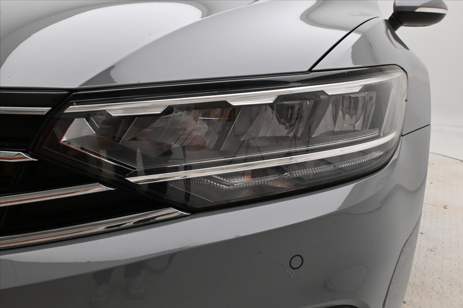 Hlavní fotografie vozu Volkswagen Passat 2,0 TDI 110kW Business Záruka až 5 let (23)