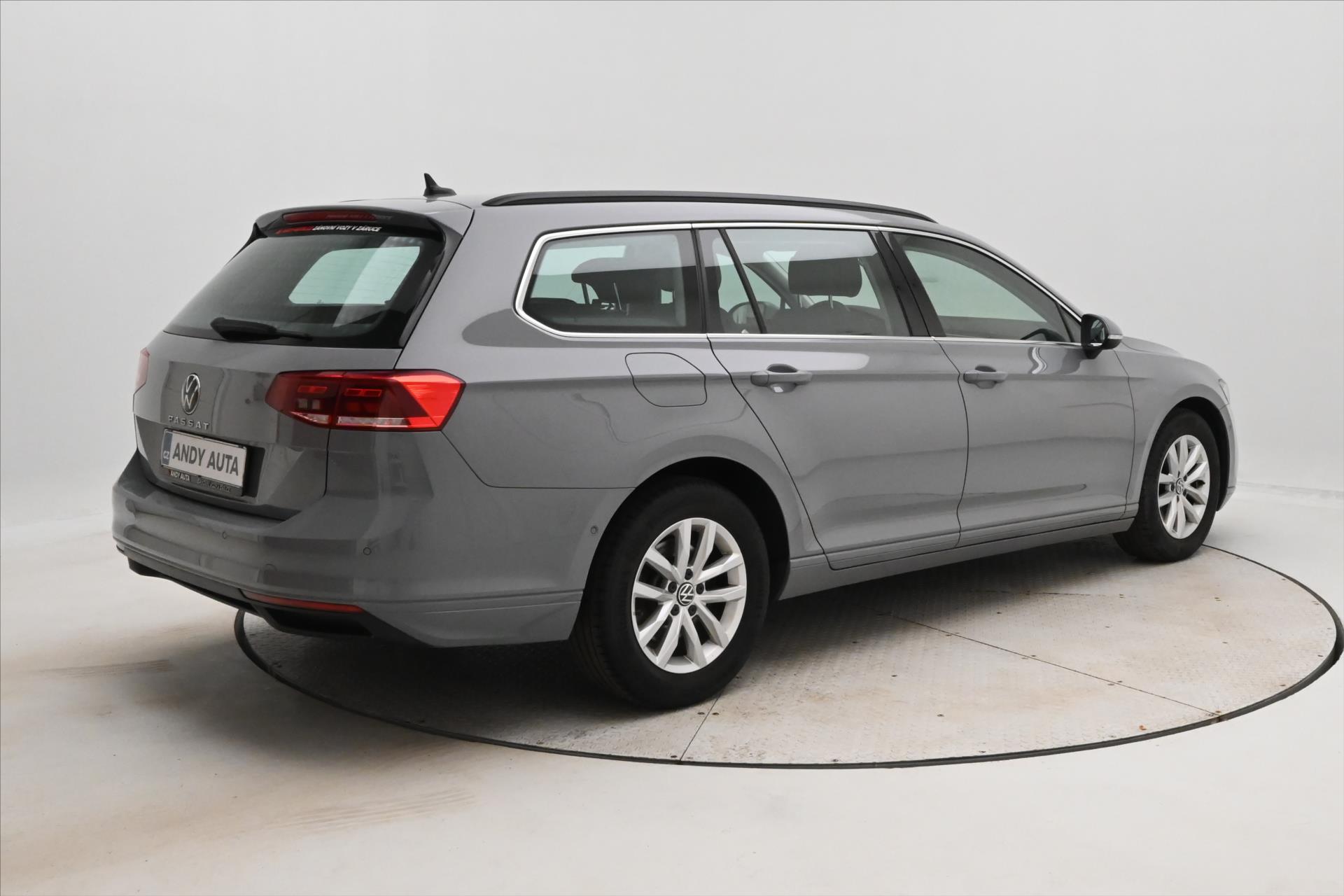 Hlavní fotografie vozu Volkswagen Passat 2,0 TDI 110kW Business Záruka až 5 let (5)