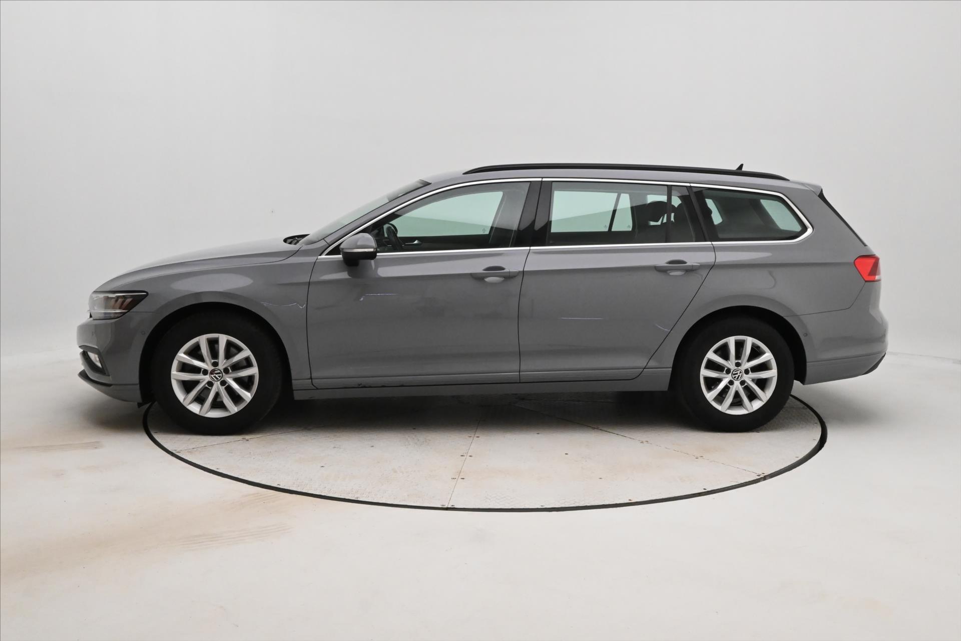 Hlavní fotografie vozu Volkswagen Passat 2,0 TDI 110kW Business Záruka až 5 let (8)